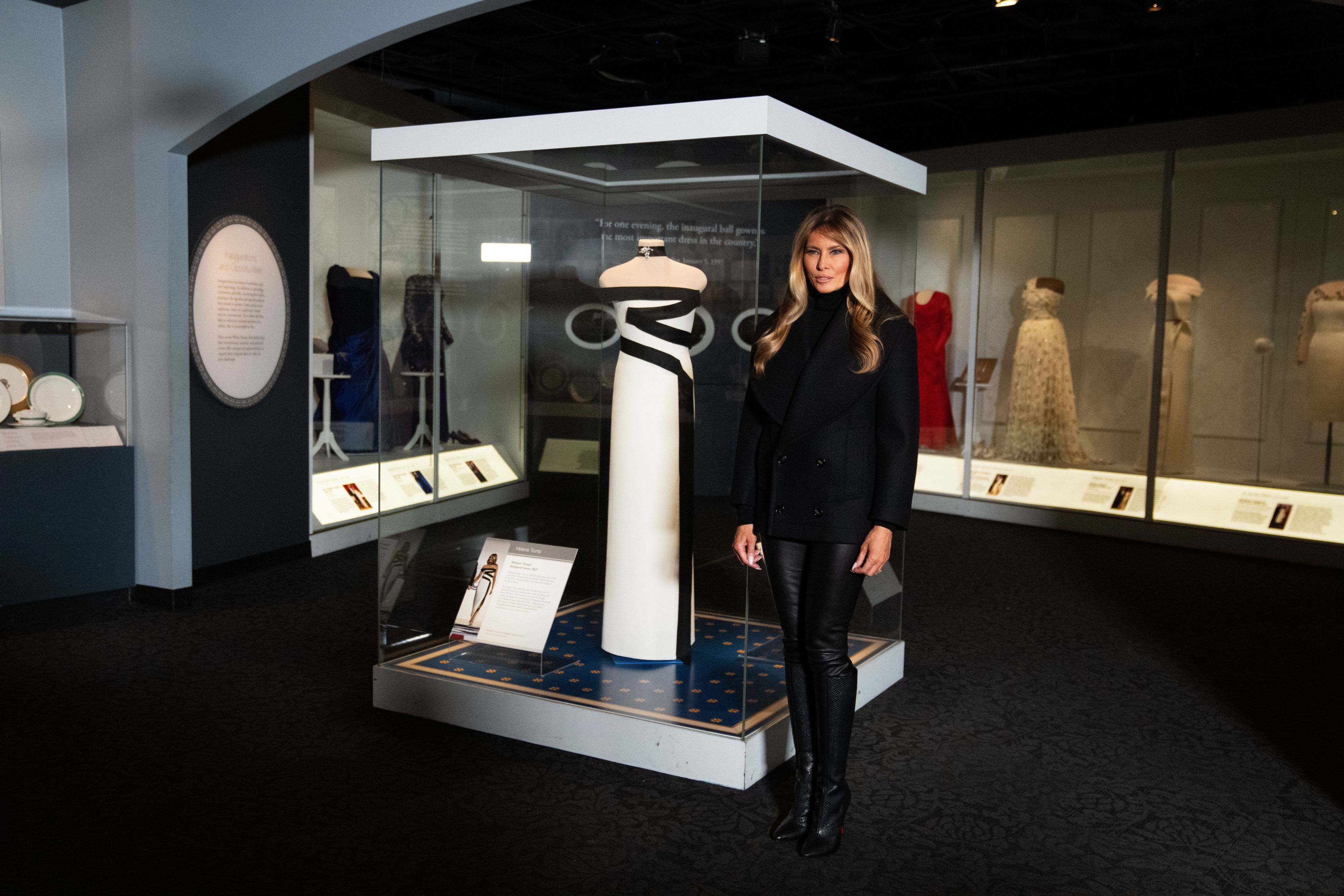 Melania Trump donates her white and black-trimmed inaugural ... Melania Trump donates her white and black-trimmed inaugural ...