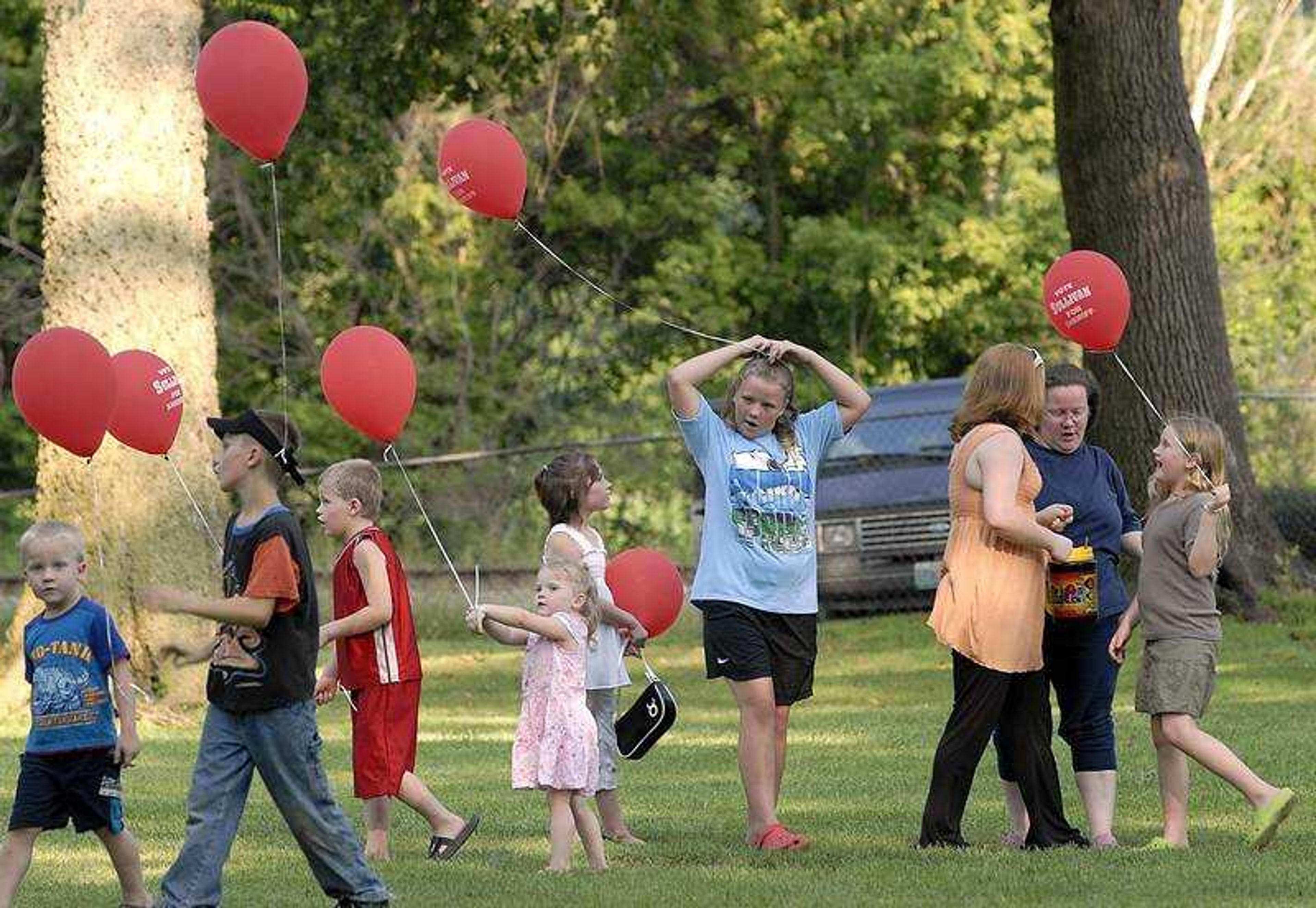 FRED LYNCH ~ flynch@semissourian.com
Youngsters received balloons Friday at Frisco Park for the opening night of German Days in Chaffee, Mo.