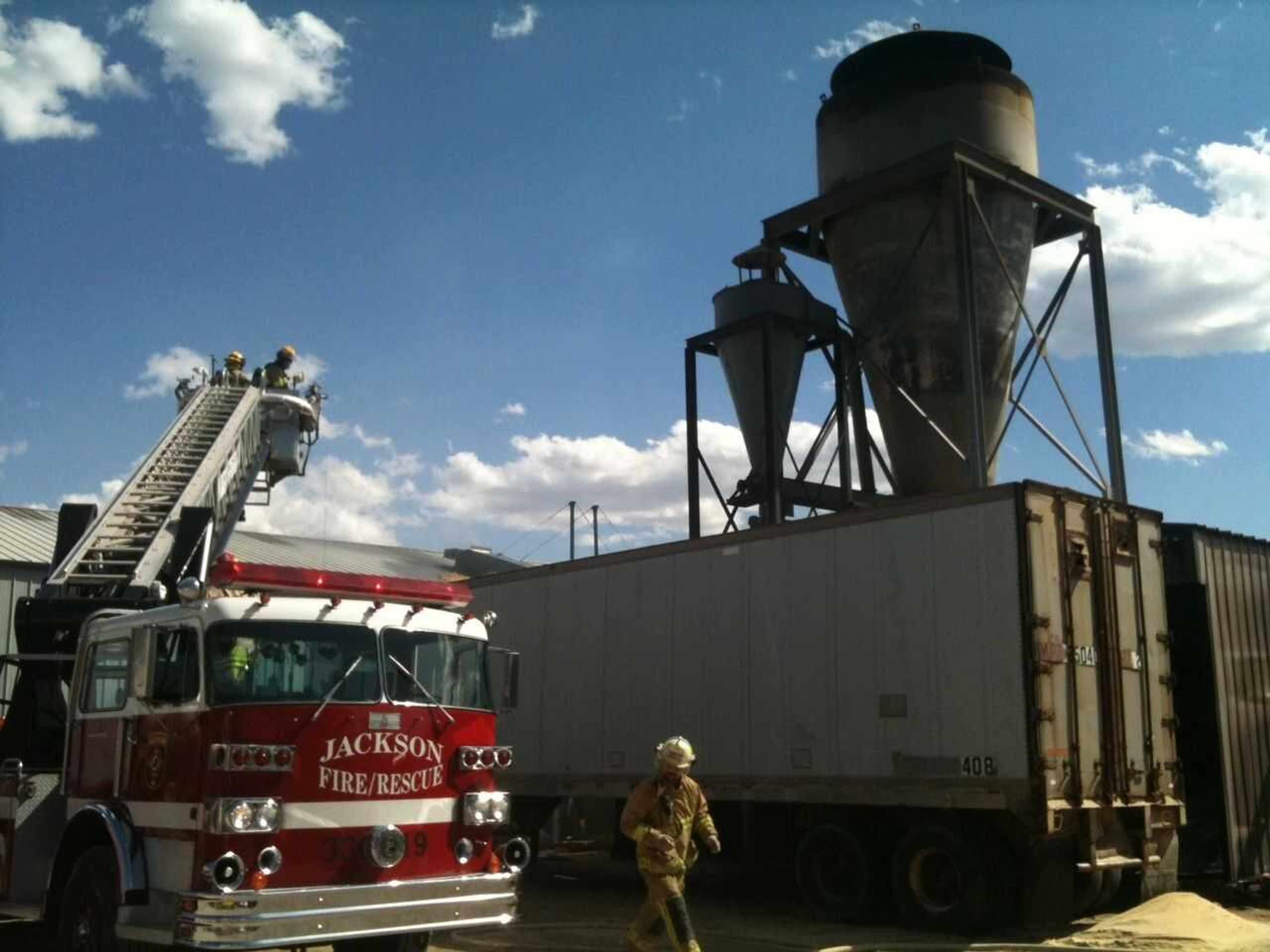 Firefighters battle a blaze Wednesday, March 23, 2011 at Flickerwood Arena in Jackson. (Erin Hevern)