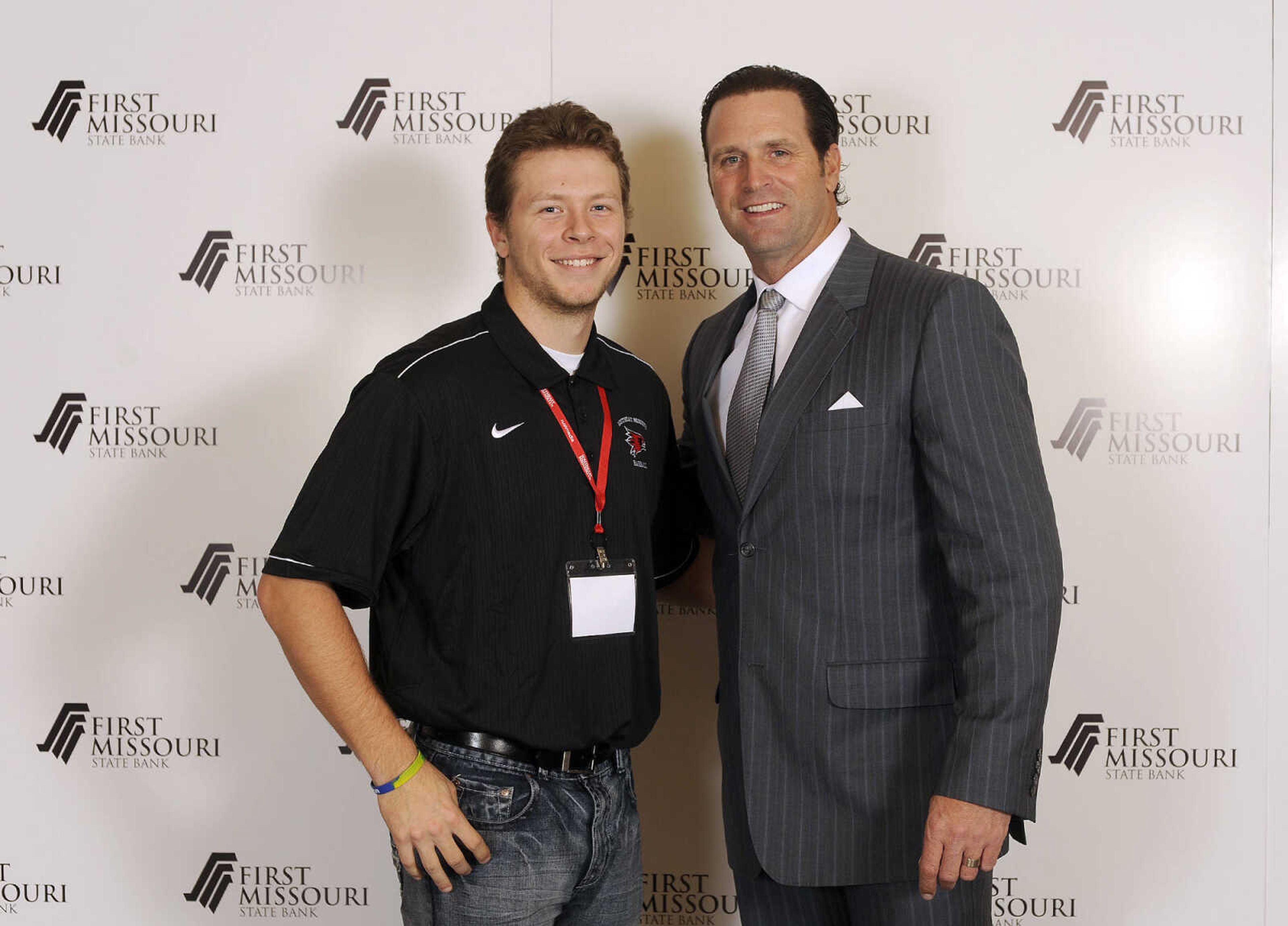 LAURA SIMON ~ lsimon@semissourian.com

Mike Matheny, manager of the St. Louis Cardinals, poses with fans during a VIP reception, Wednesday, Dec. 2, 2015, at Southeast Missouri State University's River Campus. "The State of Cardinals Nation" was presented by First Missouri State Bank.