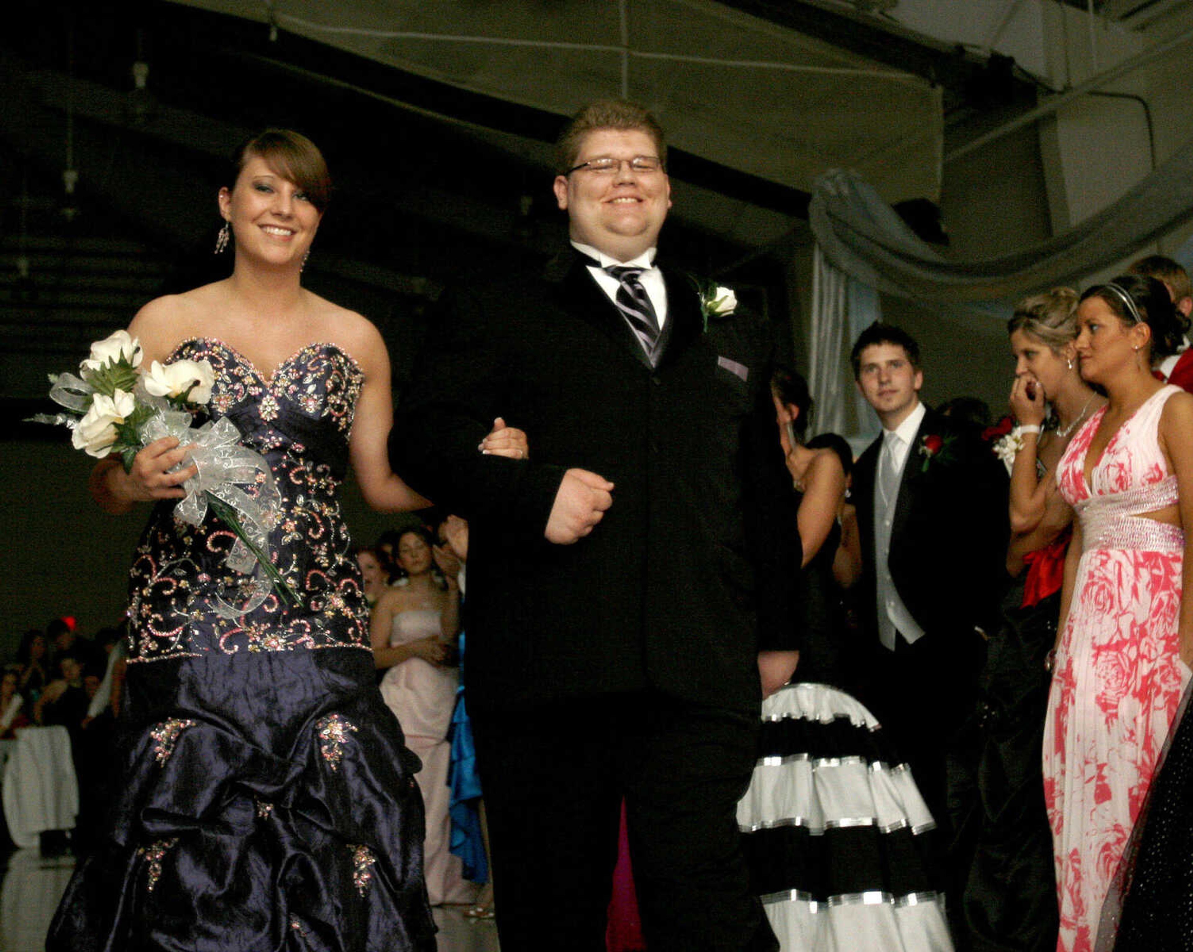 ELIZABETH DODD ~ edodd@semissourian.com
Photos from the 2009 Jackson High School Prom May 9 at the Osage Center.