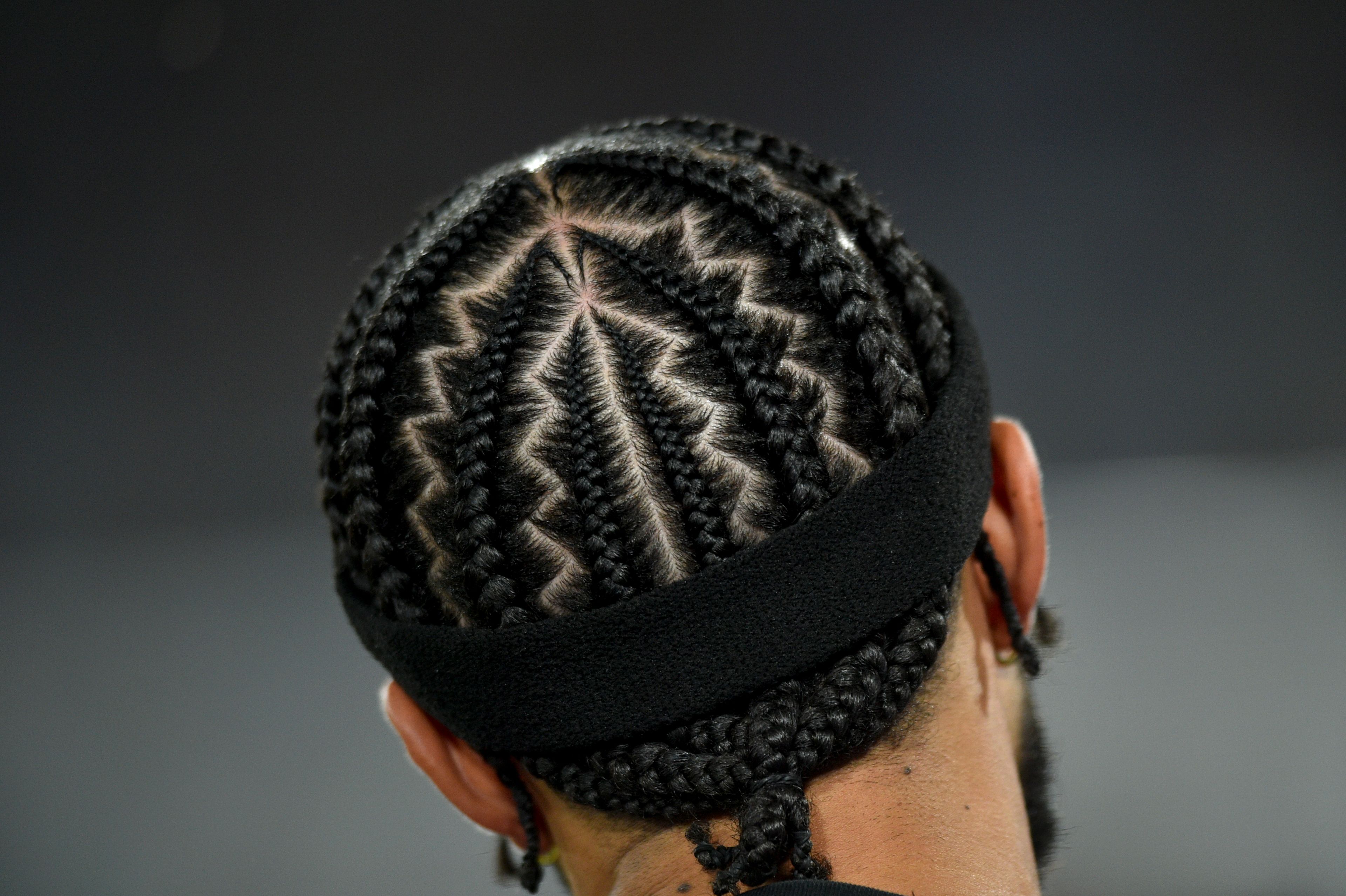 Memphis Depay of Brazil's Corinthians warms up prior to a Copa Sudamericana semifinal second leg soccer match against Argentina's Racing Club in Buenos Aires, Argentina, Thursday, Oct. 31, 2024. (AP Photo/Gustavo Garello)