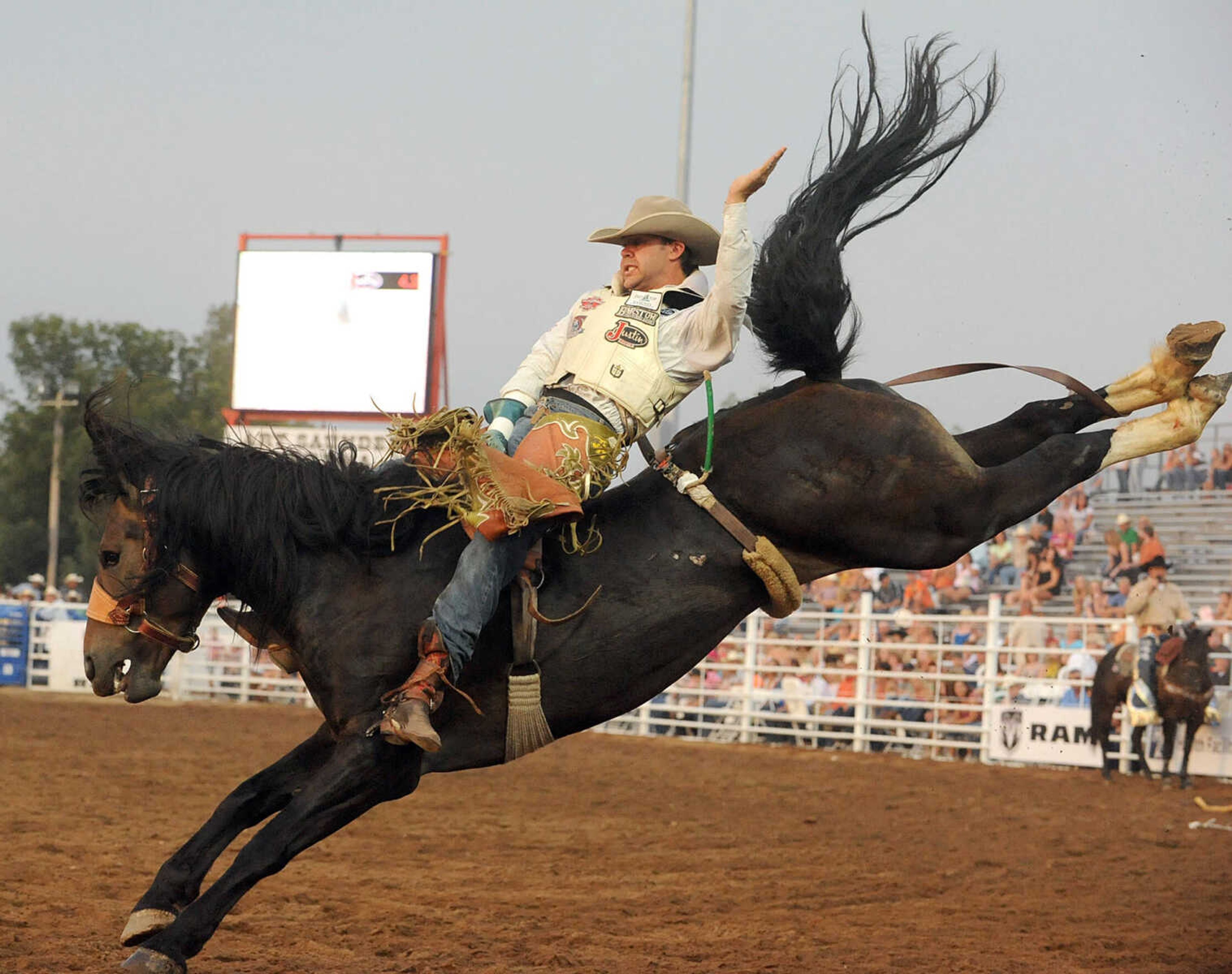 LAURA SIMON ~ lsimon@semissourian.com
The Jaycee Bootheel Rodeo Wednesday night, Aug. 8, 2012 in Sikeston, Mo.