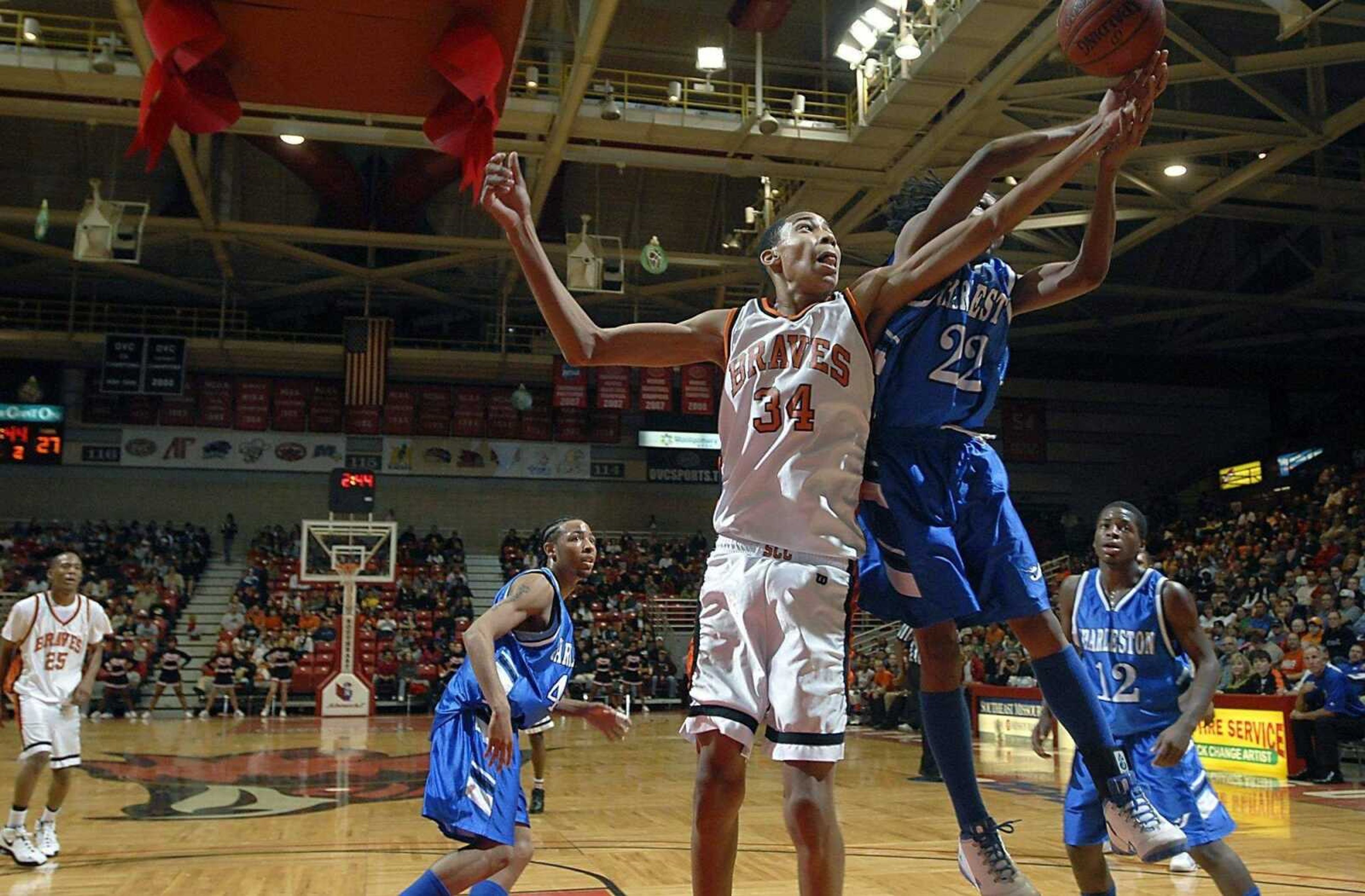 KIT DOYLE ~ kdoyle@semissourian.com<br>Scott County Central sophomore Otto Porter is averaging 16.2 points and 11 rebounds a game this season.