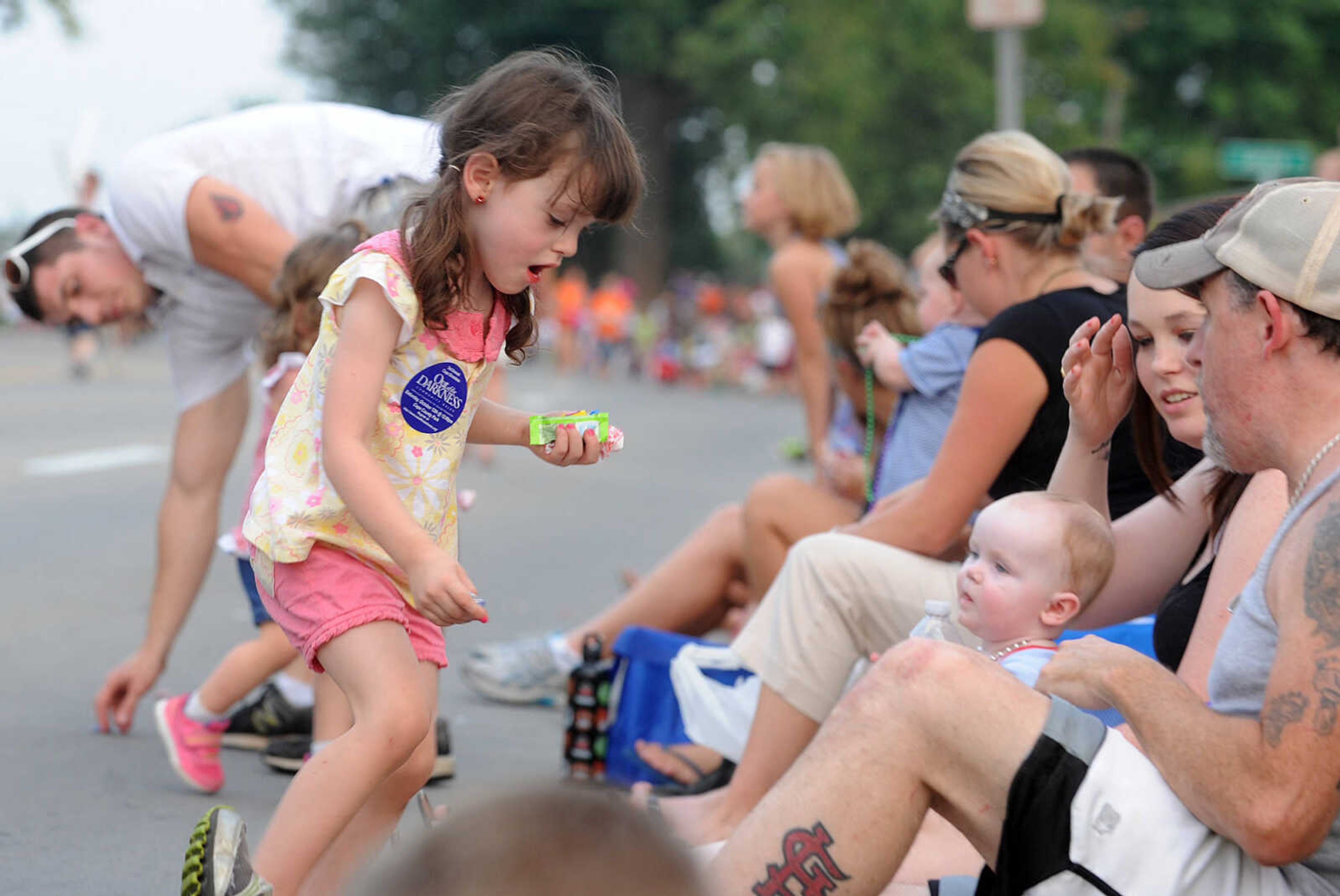 LAURA SIMON ~ lsimon@semissourian.com

The SEMO District Fair Parade moves along Broadway towards Arena Park, Monday, Sept. 9, 2013, in Cape Girardeau.