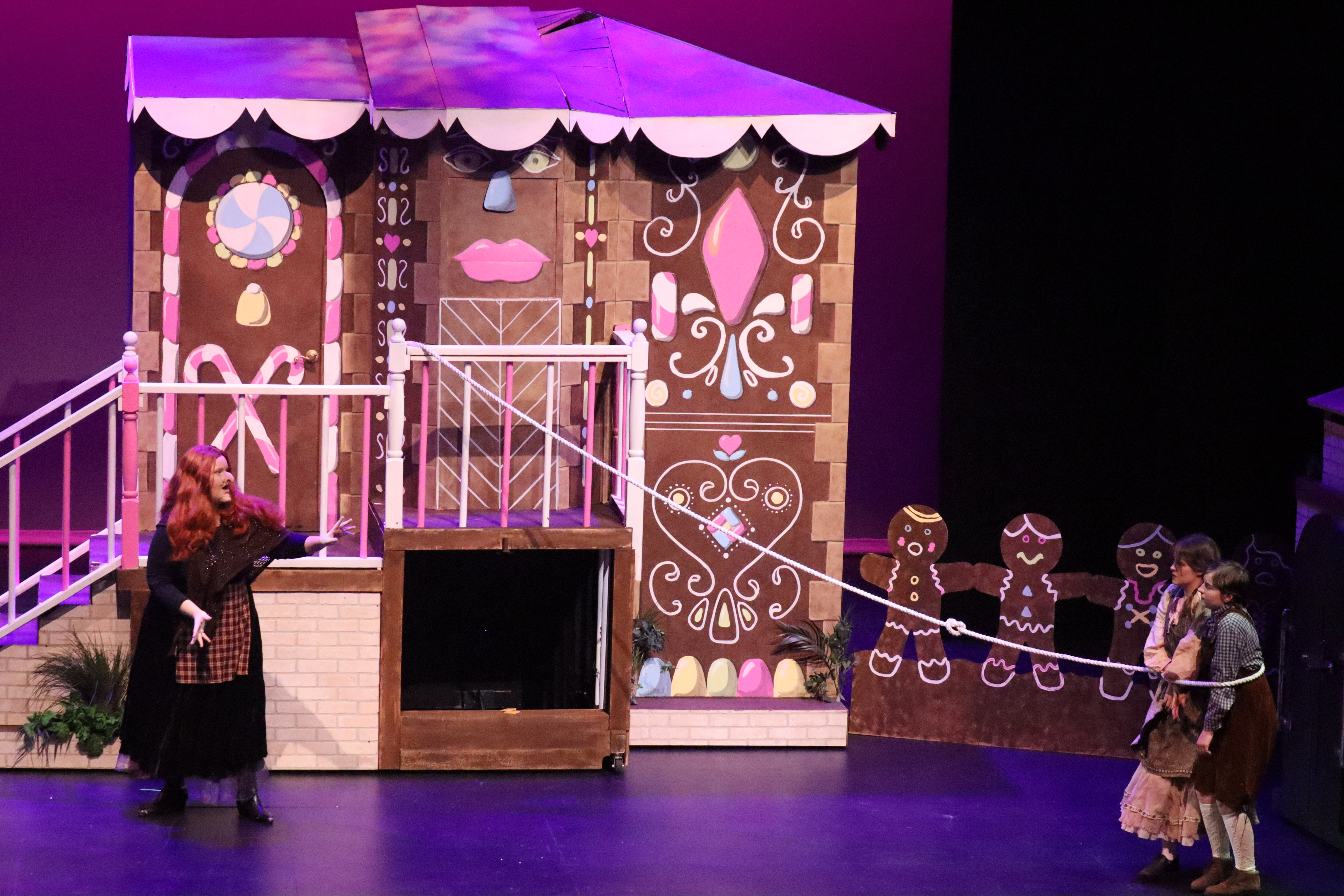 Music and theater students bring 'Hansel and Gretel' to life