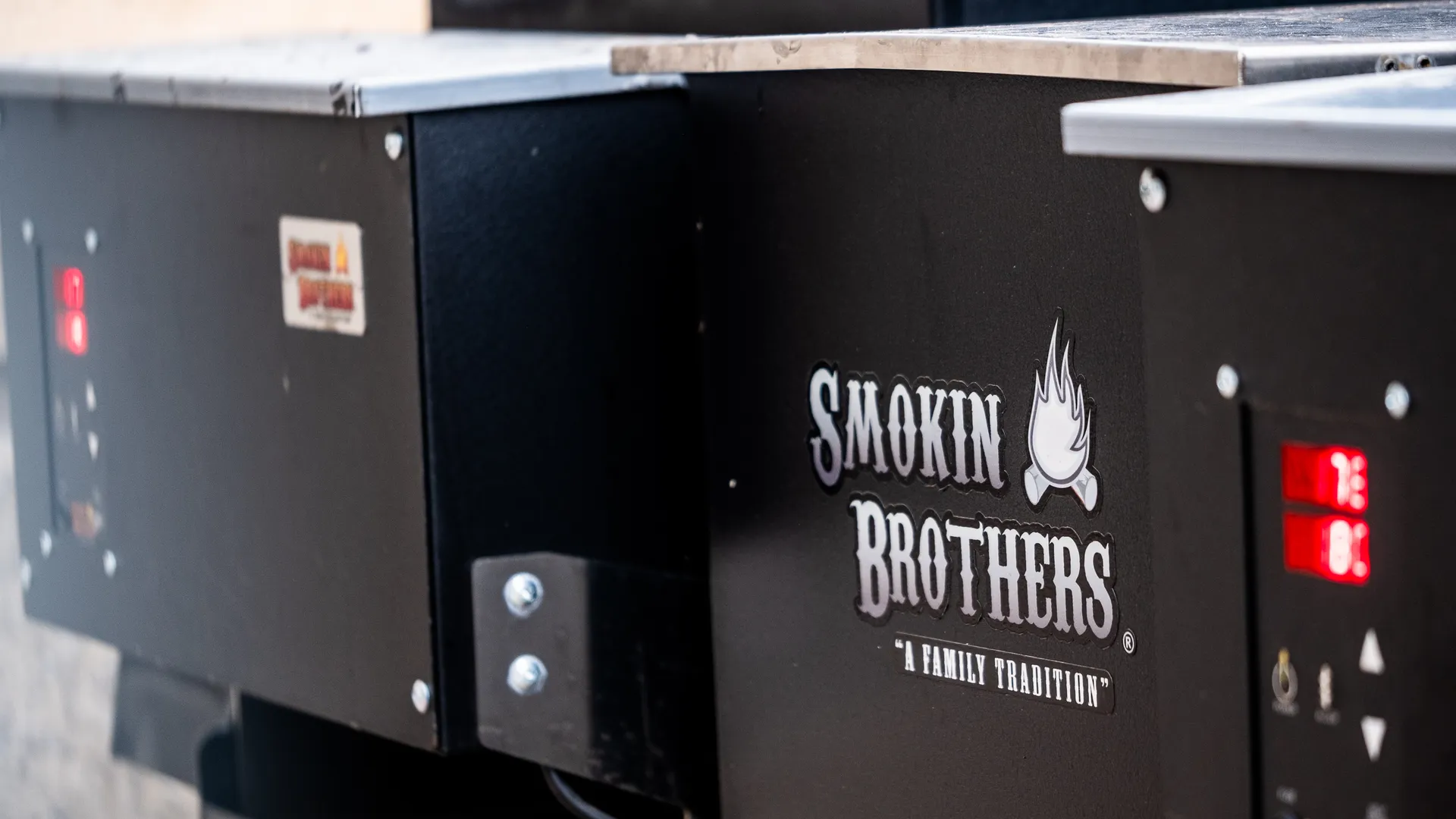 Smokin Brothers announces expansion in Chaffee