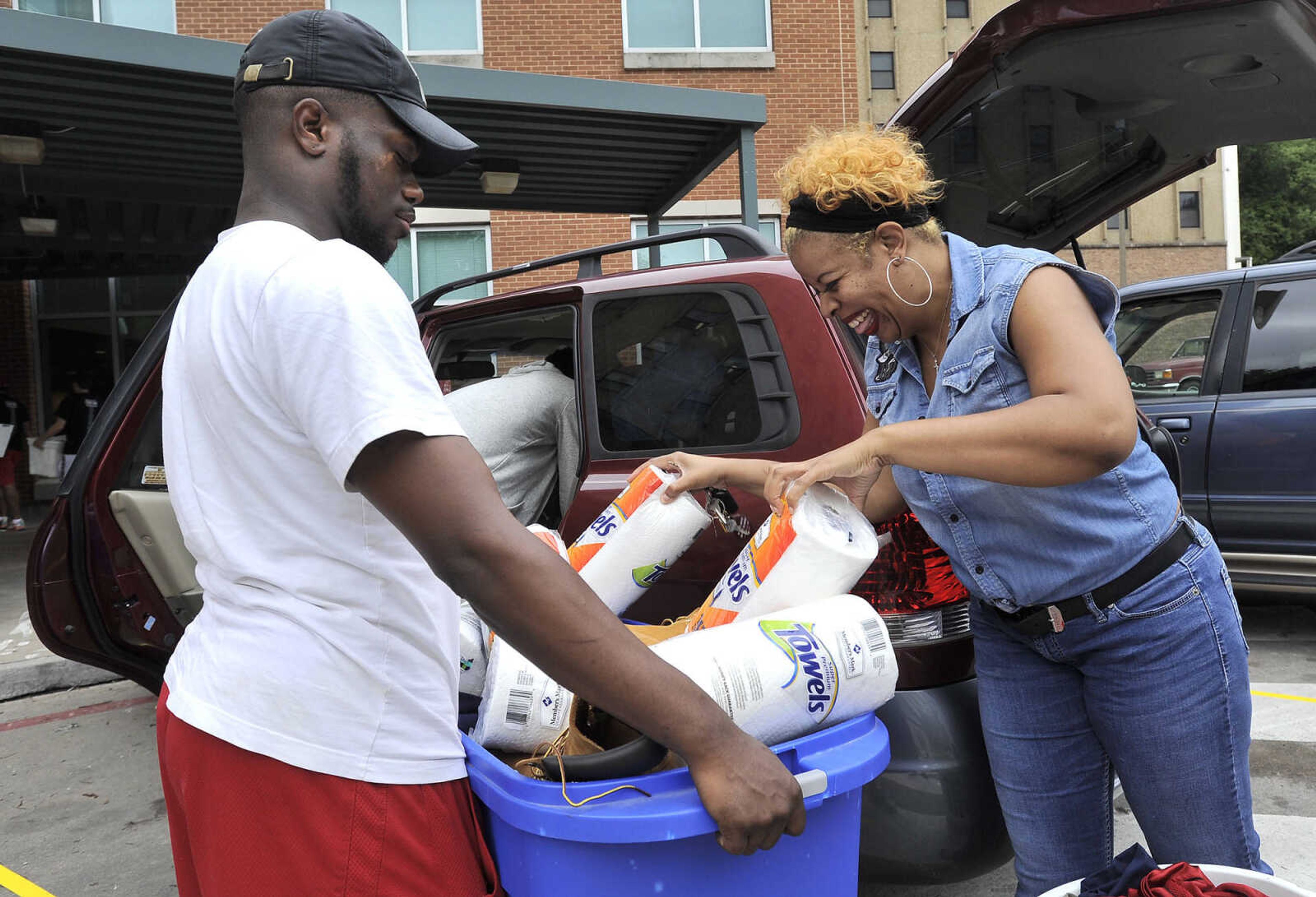 Southeast Missouri State University students move in Thursday, Aug. 18, 2016 at Towers Complex.