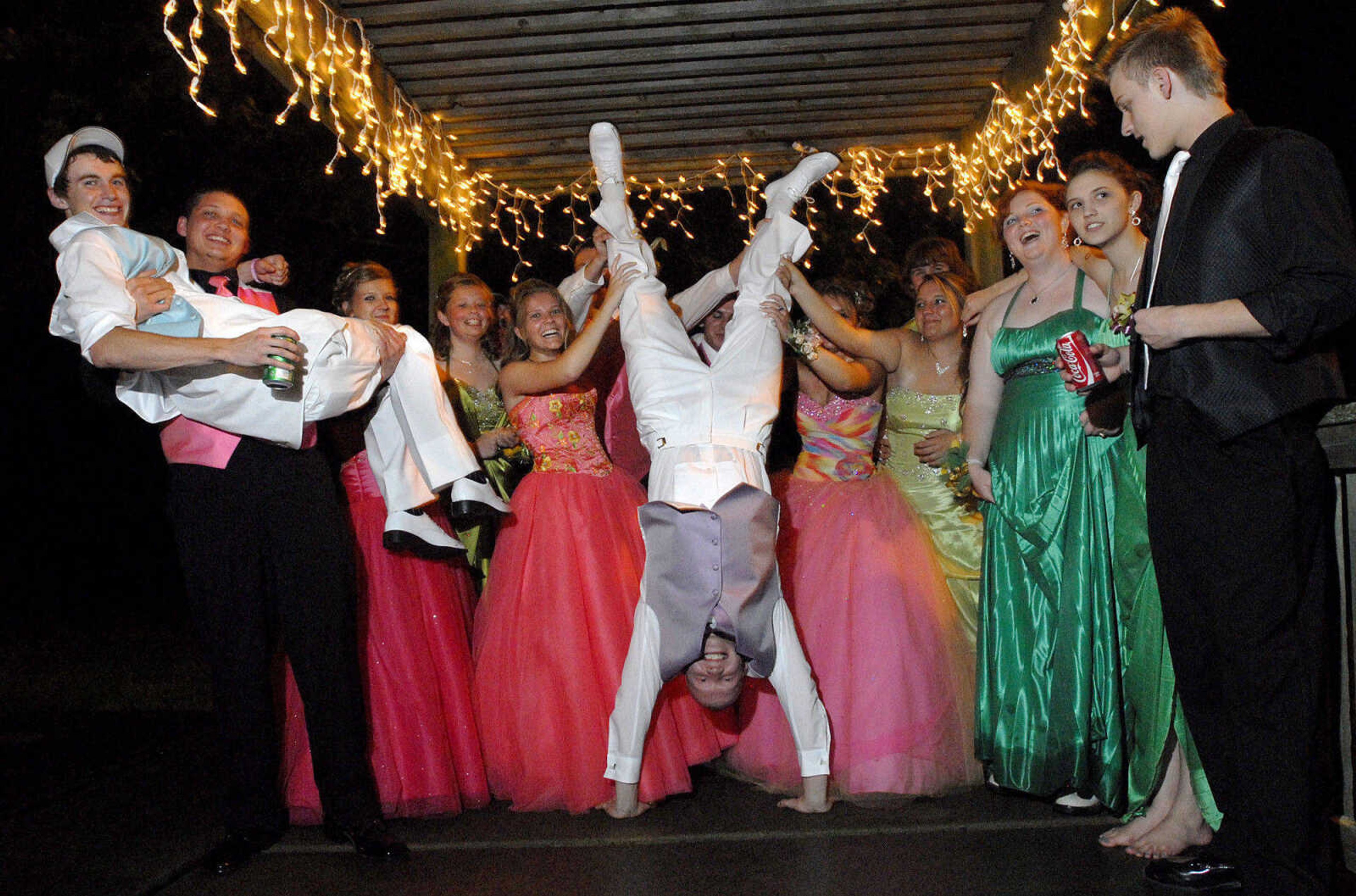 LAURA SIMON~lsimon@semissourian.com
Meadow Heights' prom "A Night to Remember" was held Saturday, April 30, 2011 at Deerfield Lodge.