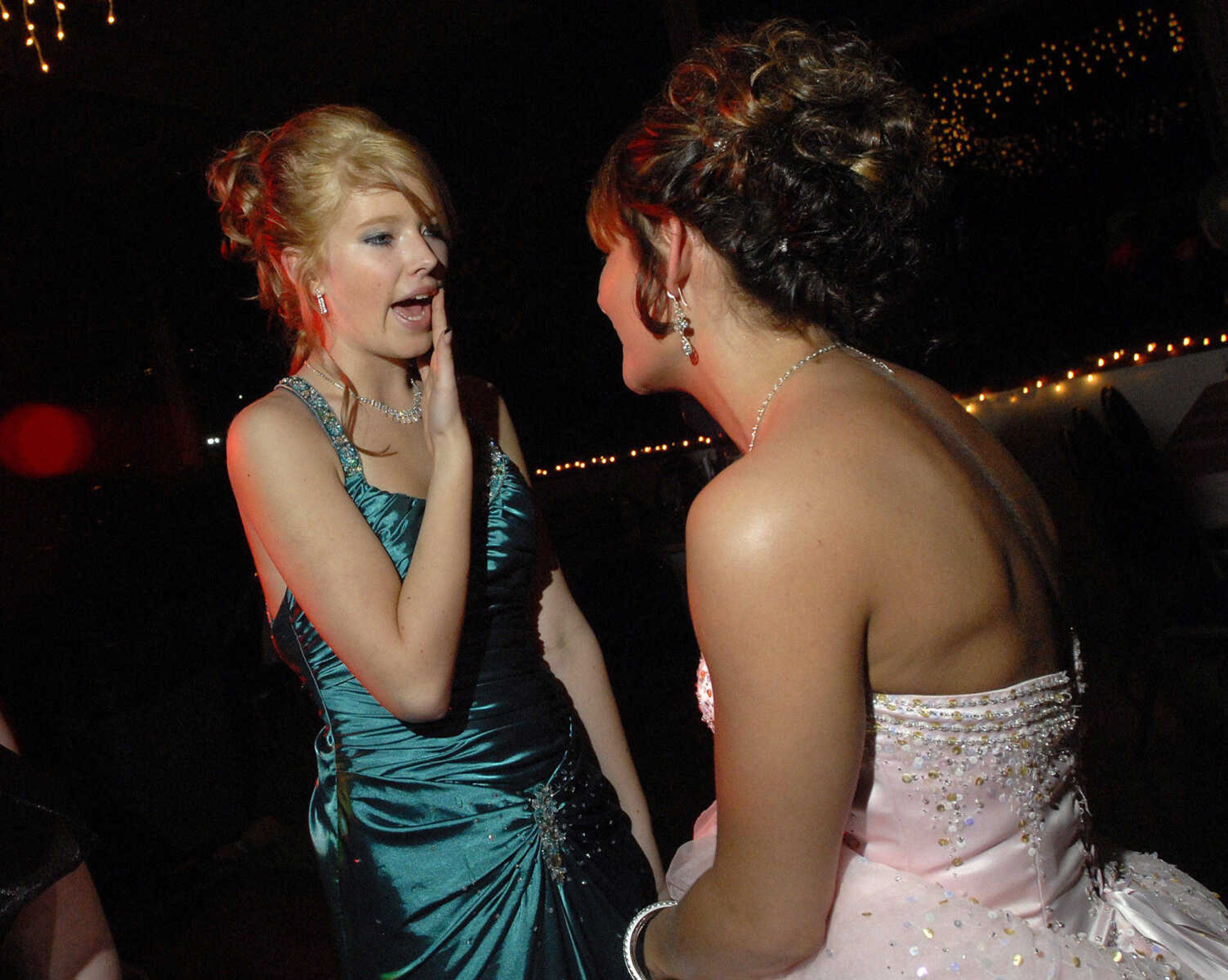 LAURA SIMON~lsimon@semissourian.com
Meadow Heights' prom "A Night to Remember" was held Saturday, April 30, 2011 at Deerfield Lodge.