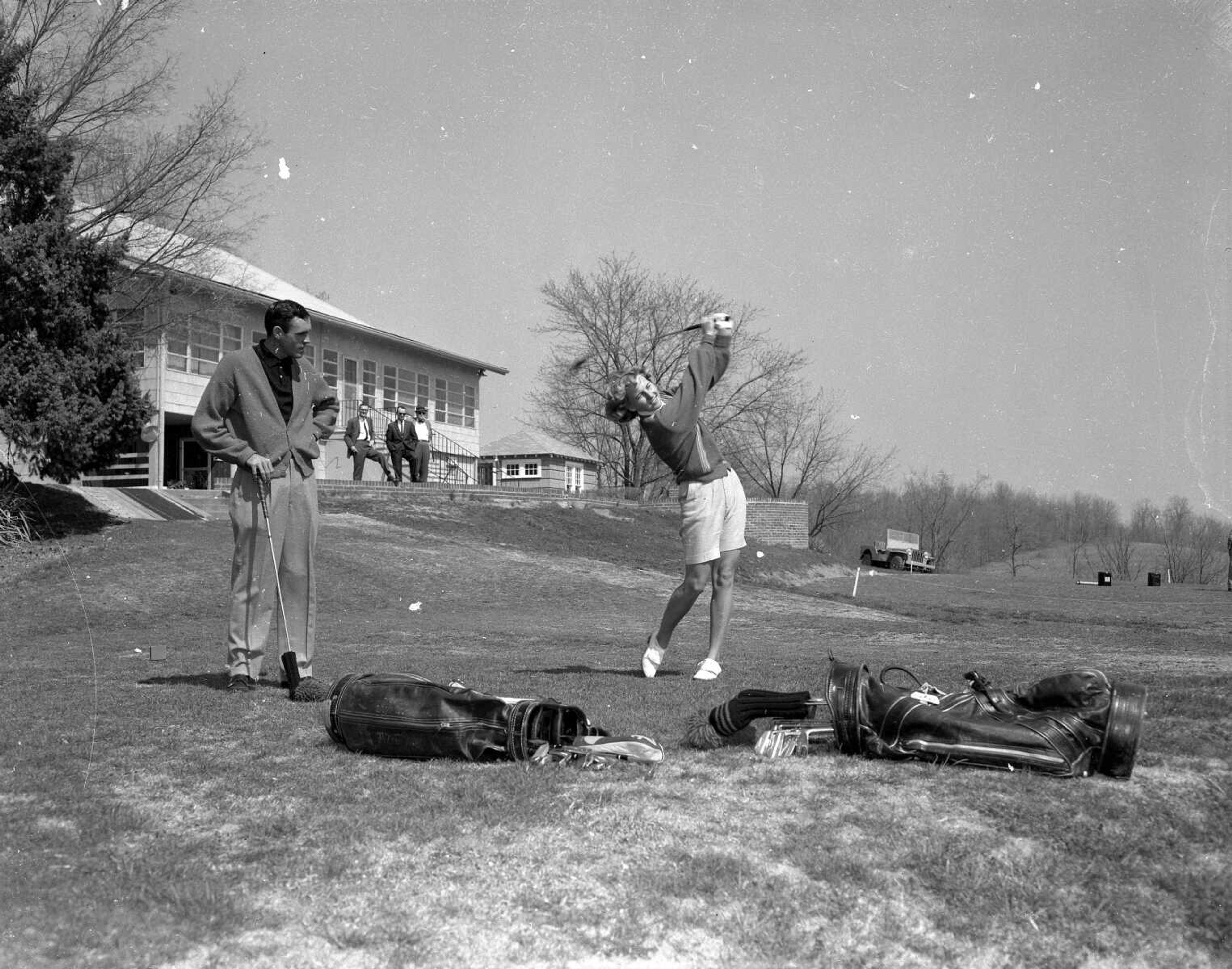 New golf pros at the Cape Girardeau Country club in 1962 were Fred and Murle Lindstrom. (Missourian archives photo by G.D. "Frony" Fronabarger)