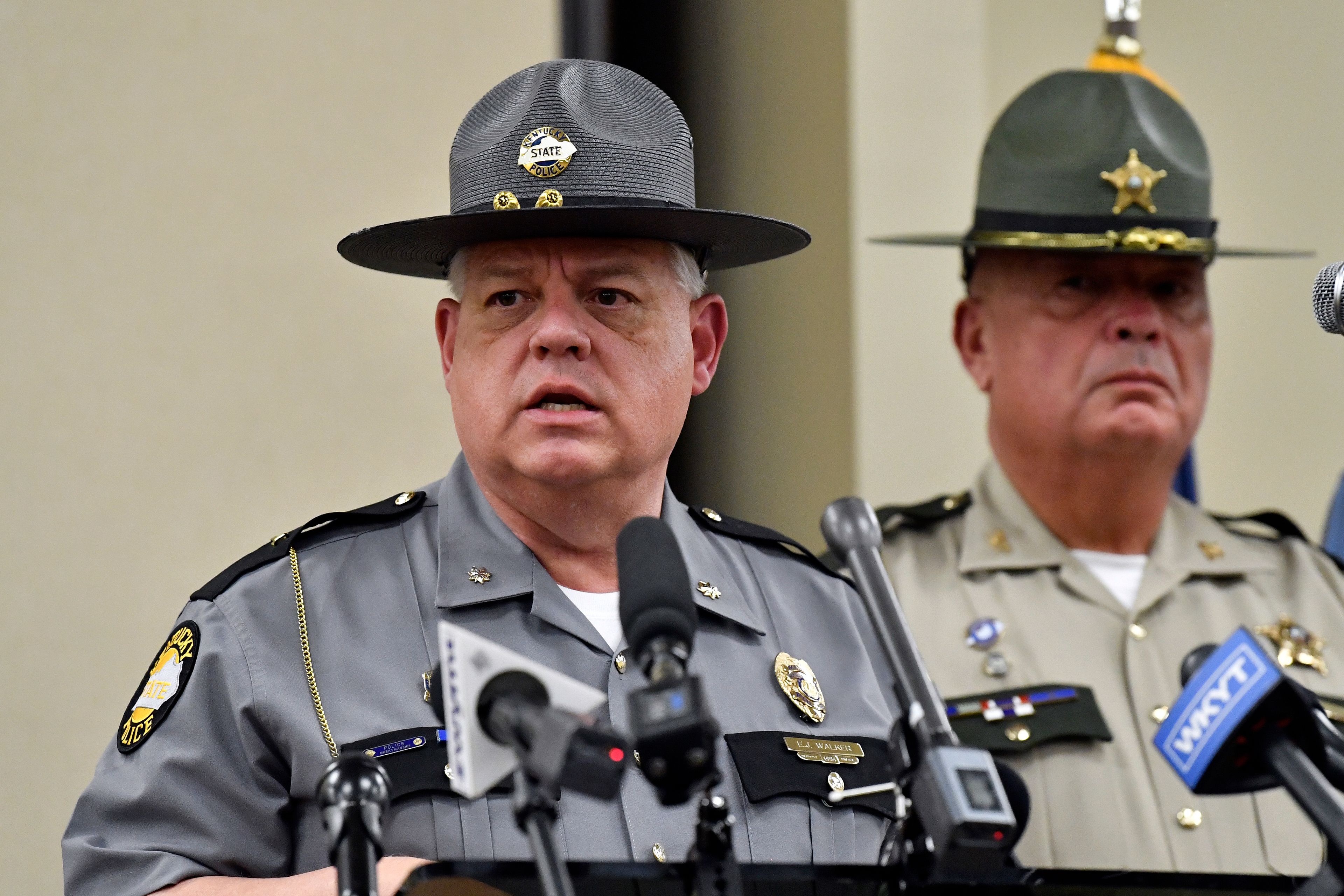 Kentucky State Police Major Eric Walker gives an update at the London Community Center in London, Ky., Sunday, Sept. 8, 2024, on the efforts to find the suspect in the Saturday shooting at Interstate 75 near Livingston, Ky. (AP Photo/Timothy D. Easley)