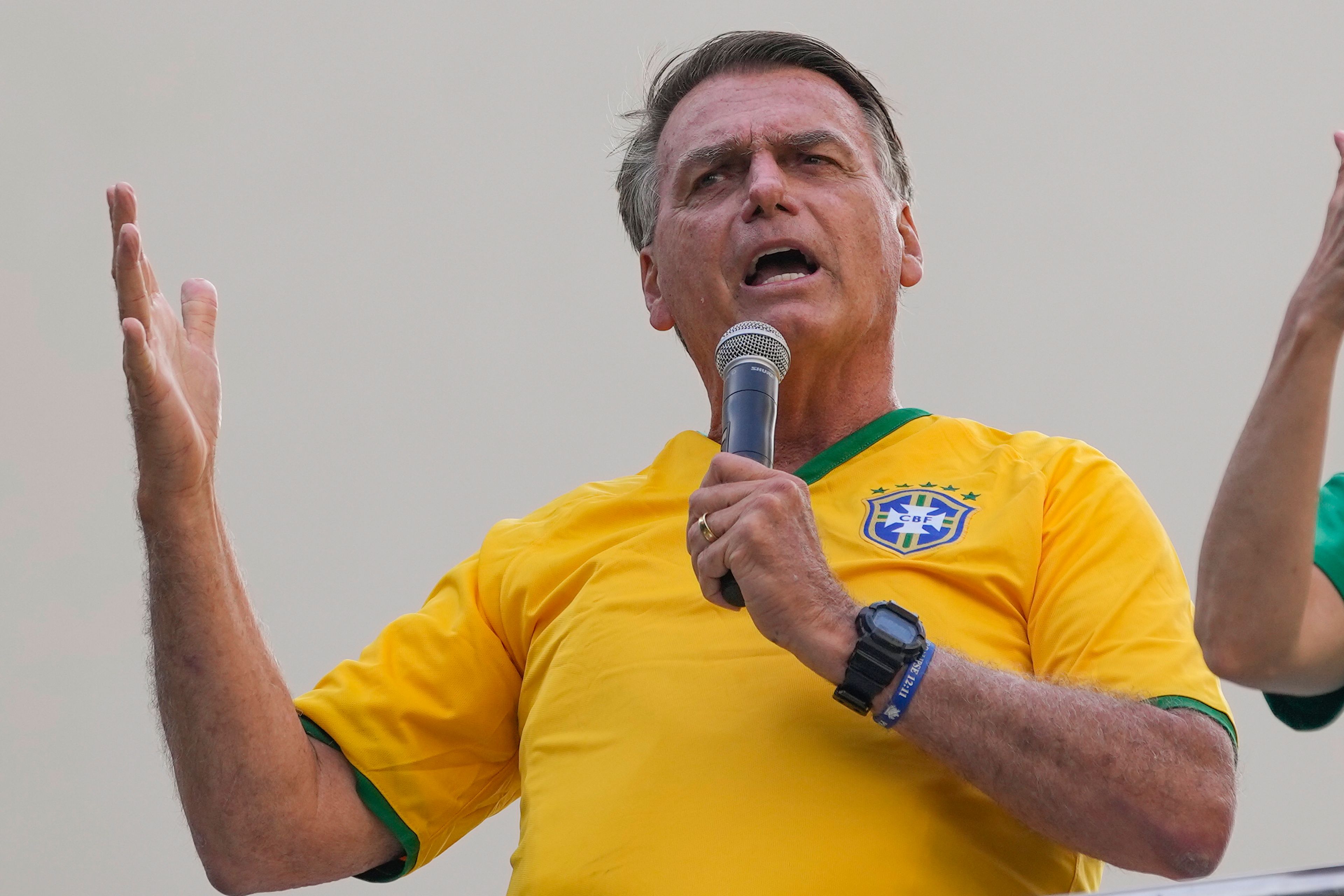 Brazilian police indict former President Bolsonaro and dozens of aides in alleged 2022 coup attempt