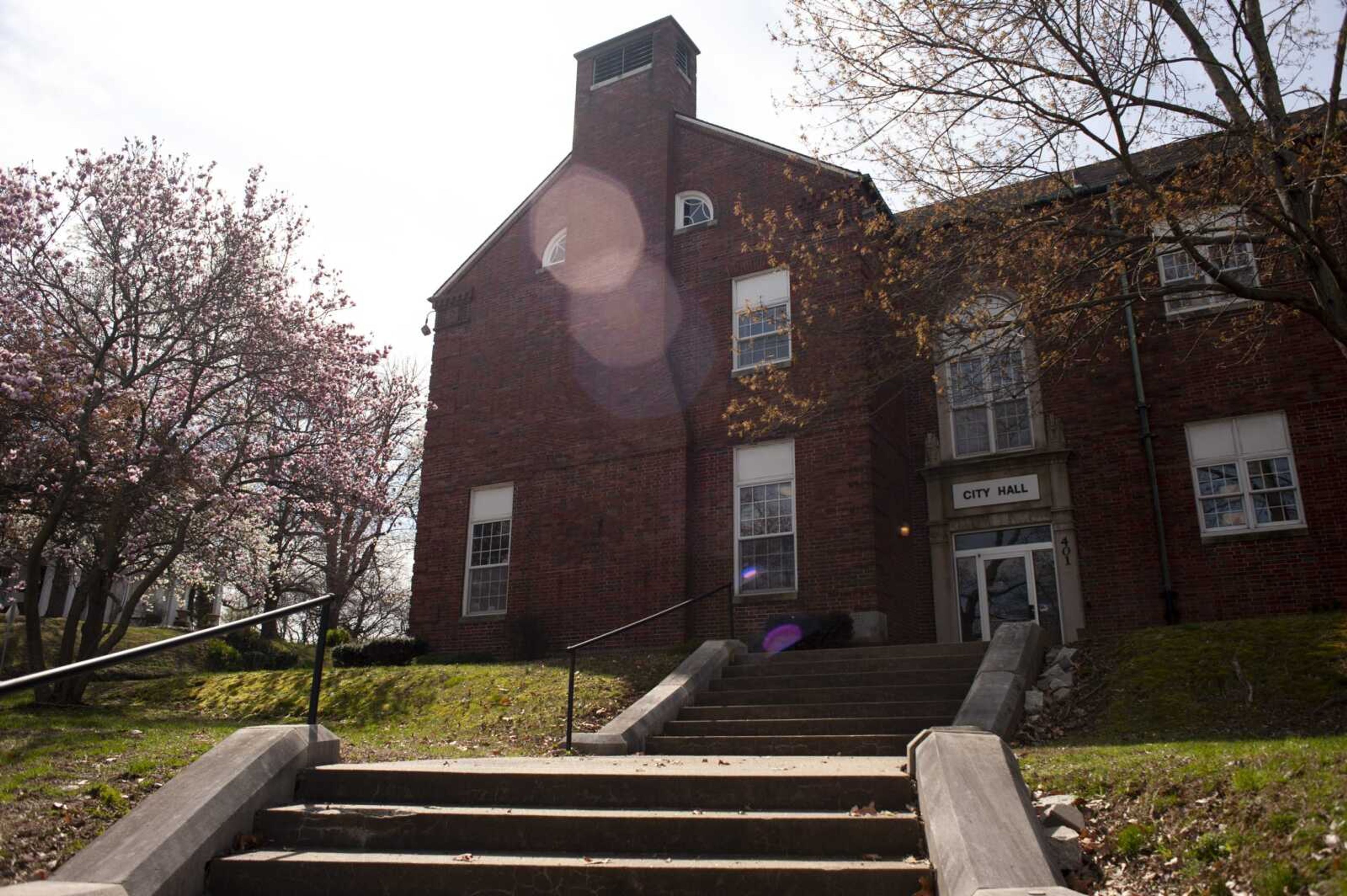 Cape Girardeau City Hall at 401 Independence St. is seen April 1, 2019, in Cape Girardeau.