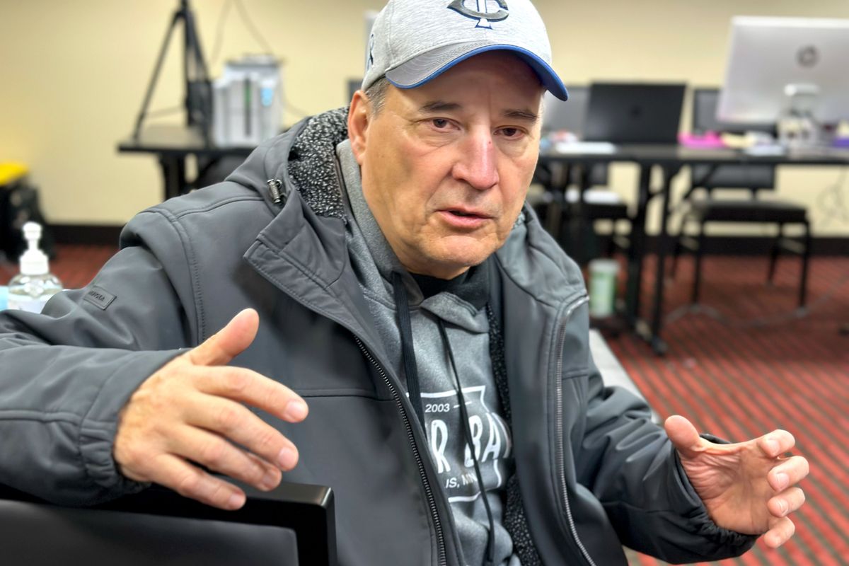 Fearing ICE, Native Americans rush to prove their right to b...