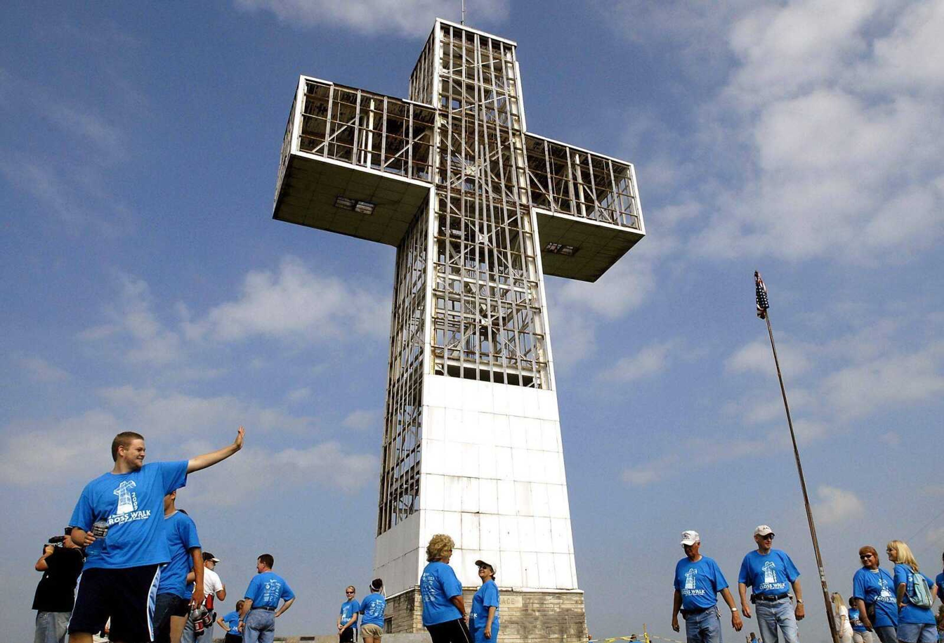 Participants in Saturday's second annual Crosswalk begin the five-mile hike from Bald Knob Cross to Alto Pass. (Alexander Stephens)