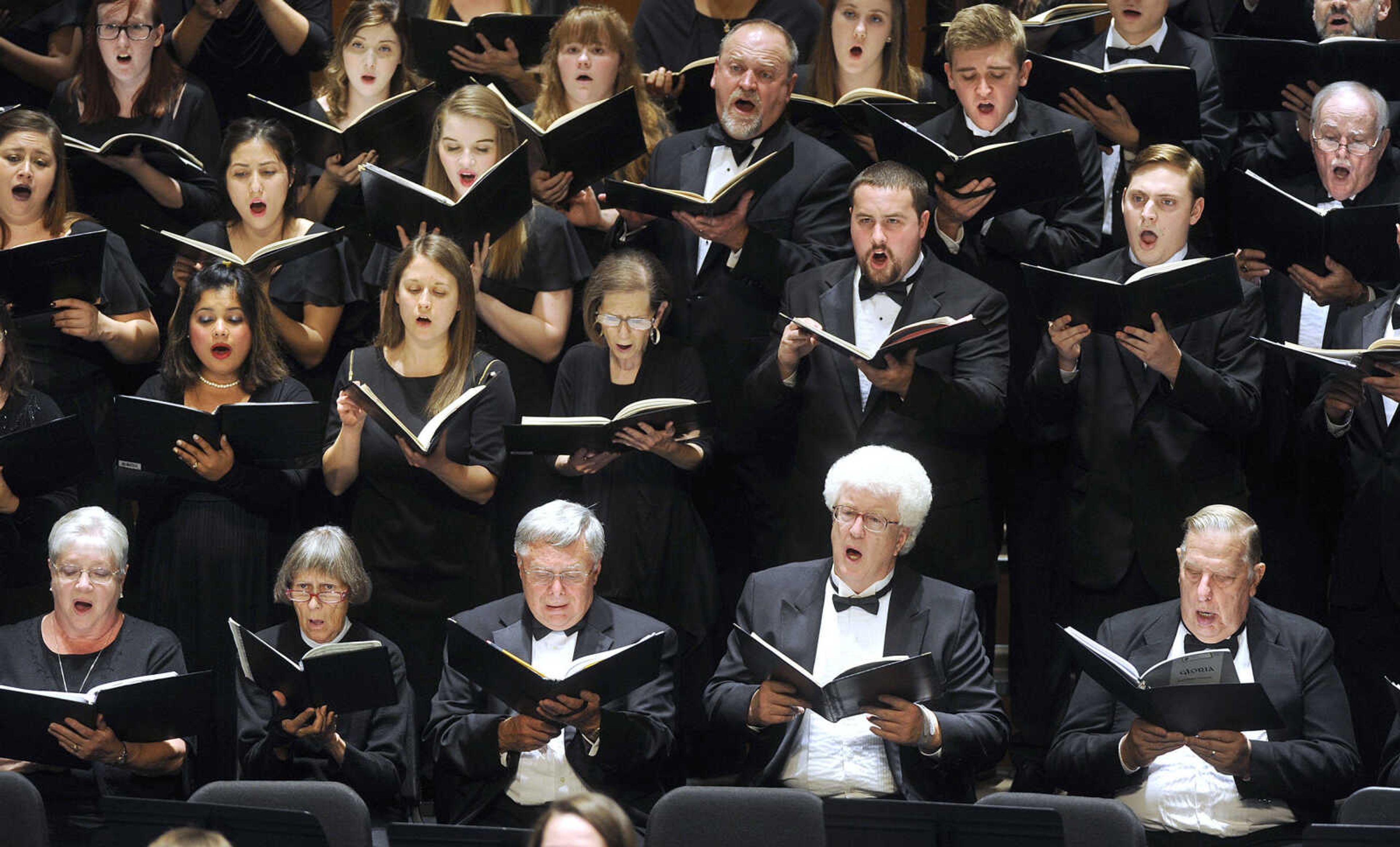 FRED LYNCH ~ flynch@semissourian.com
Members of the University Choir and Choral Union perform Vivaldi's "Gloria" on Tuesday, Nov. 28, 2017 with the Southeast Missouri Symphony Orchestra at Bedell Performance Hall. The concert drew 855 people.