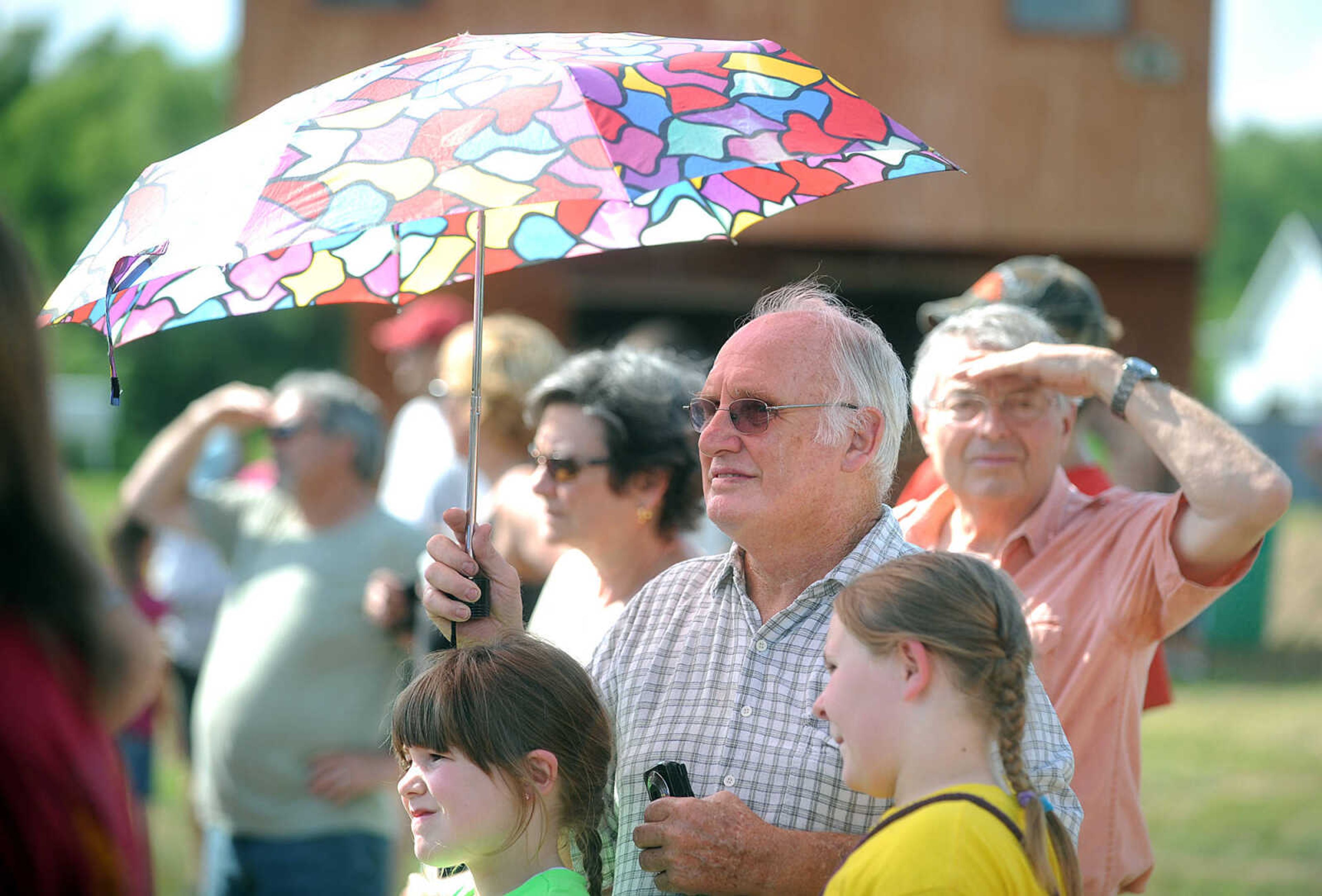 LAURA SIMON ~ lsimon@semissourian.com

People watch the Budweiser Clydesdales get harnessed during their appearance at The Hope Theraputic Horsemanship Center in Perryville, Missouri, Friday, June 20, 2014.