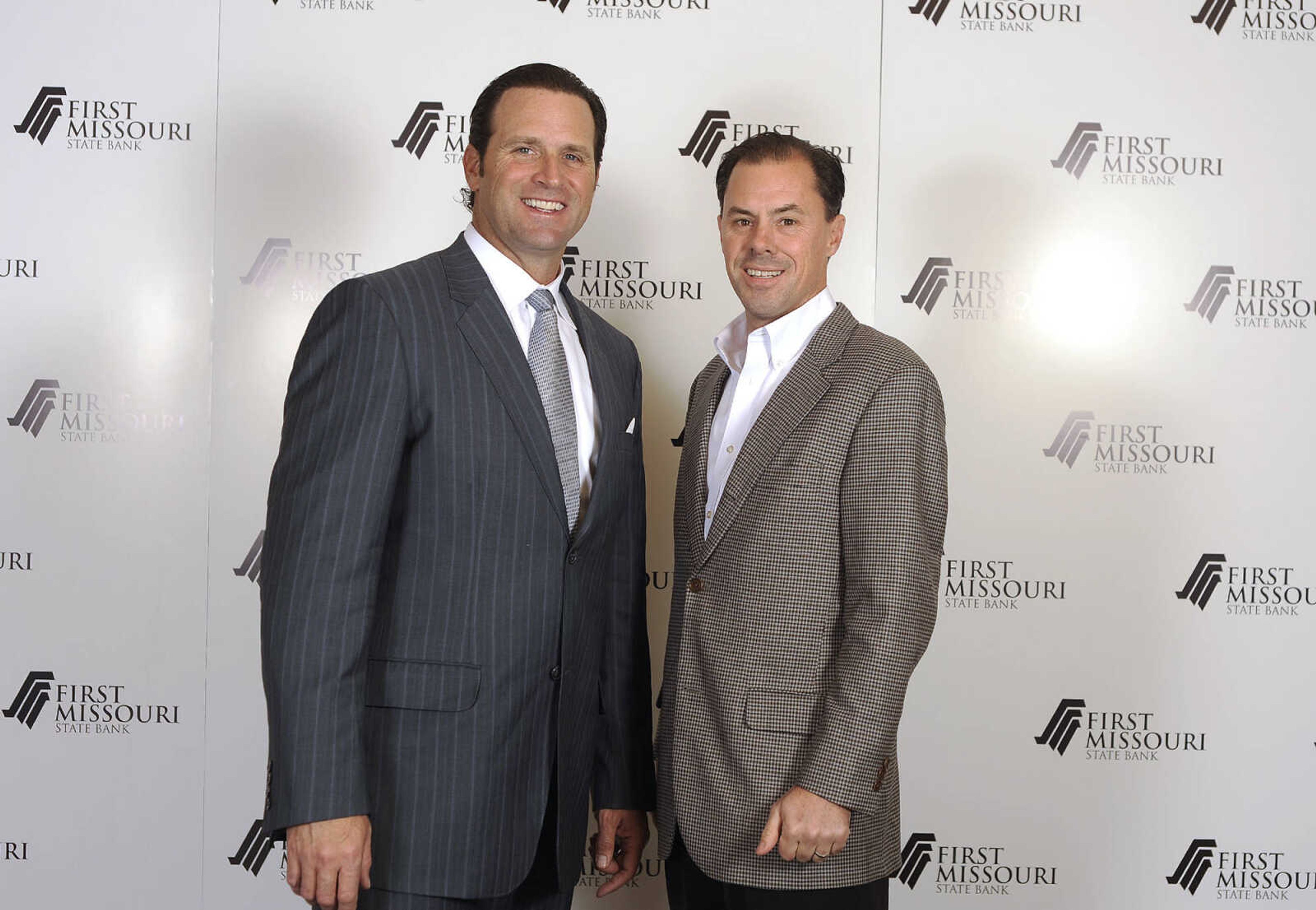 LAURA SIMON ~ lsimon@semissourian.com

Mike Matheny, manager of the St. Louis Cardinals, poses with fans during a VIP reception, Wednesday, Dec. 2, 2015, at Southeast Missouri State University's River Campus. "The State of Cardinals Nation" was presented by First Missouri State Bank.