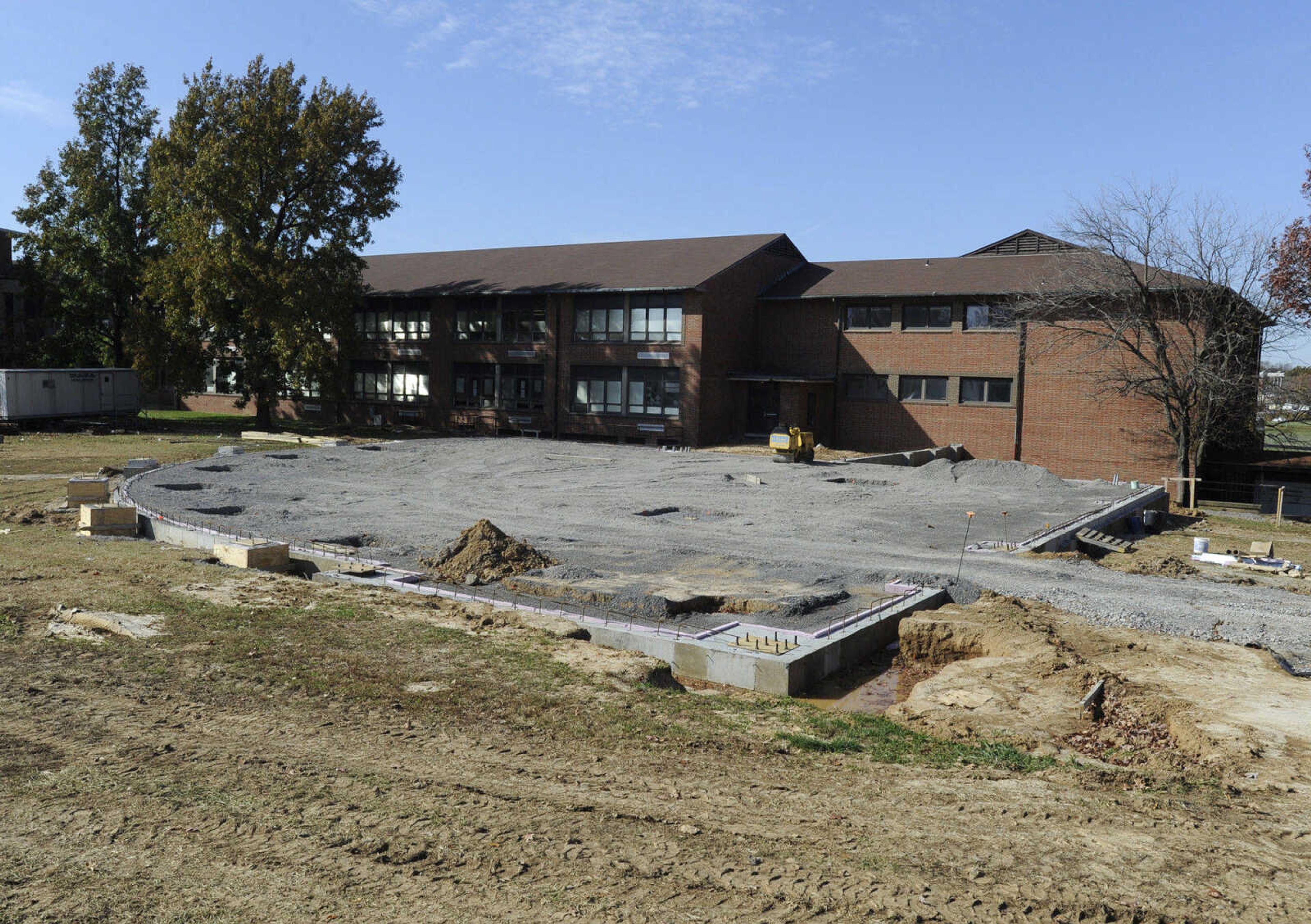 FRED LYNCH ~ flynch@semissourian.com
Central Junior High School improvements will include a new library, kitchen and cafeteria renovations.