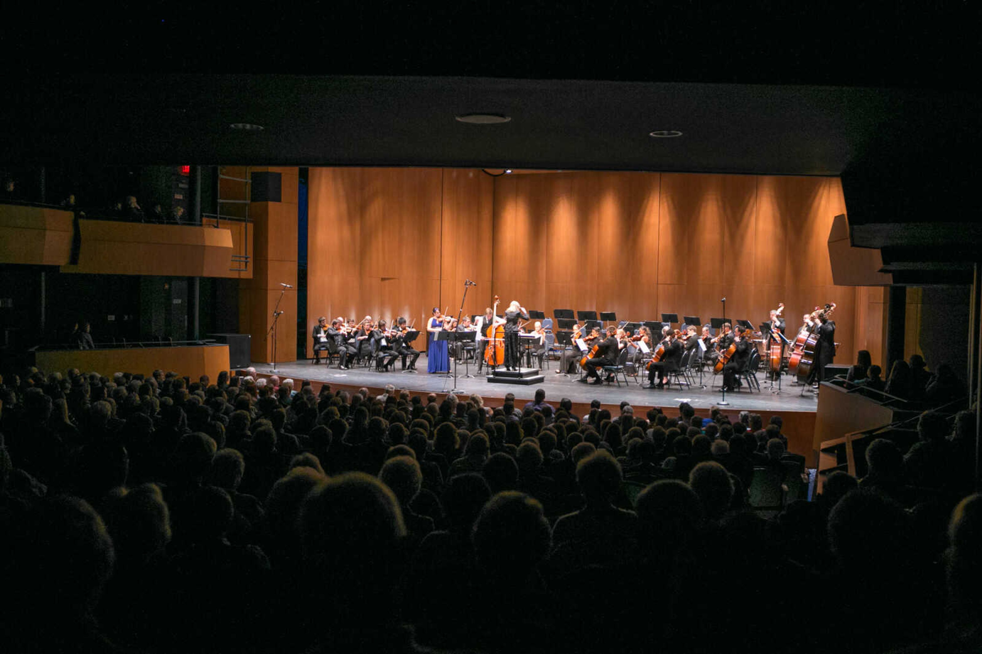 GLENN LANDBERG ~ glandberg@semissourian.com

Southeast Missouri Symphony Orchestra Gala Season Opener at the River Campus Tuesday, Oct. 13, 2015.