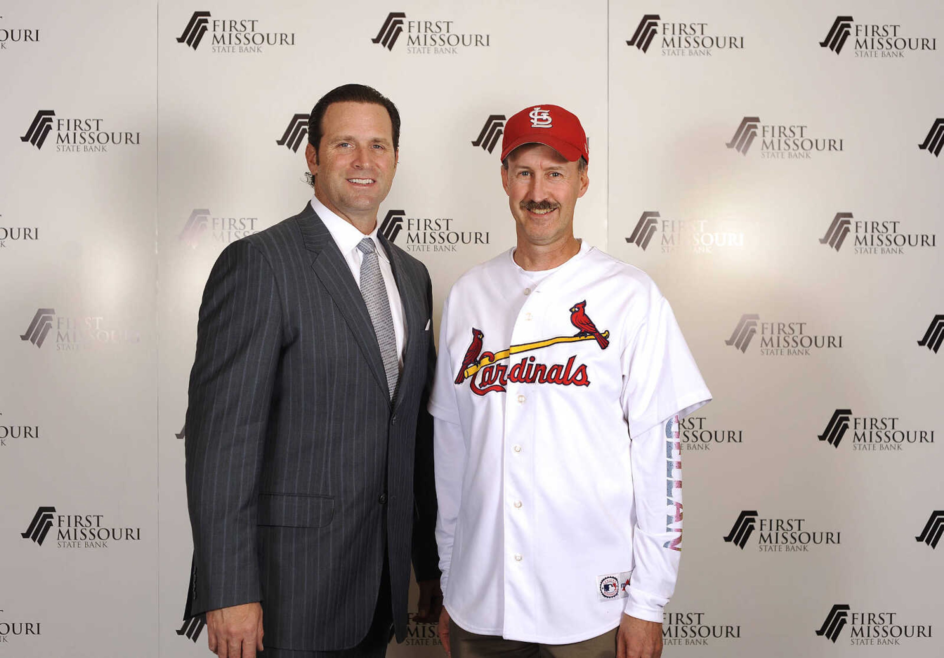 LAURA SIMON ~ lsimon@semissourian.com

Mike Matheny, manager of the St. Louis Cardinals, poses with fans during a VIP reception, Wednesday, Dec. 2, 2015, at Southeast Missouri State University's River Campus. "The State of Cardinals Nation" was presented by First Missouri State Bank.