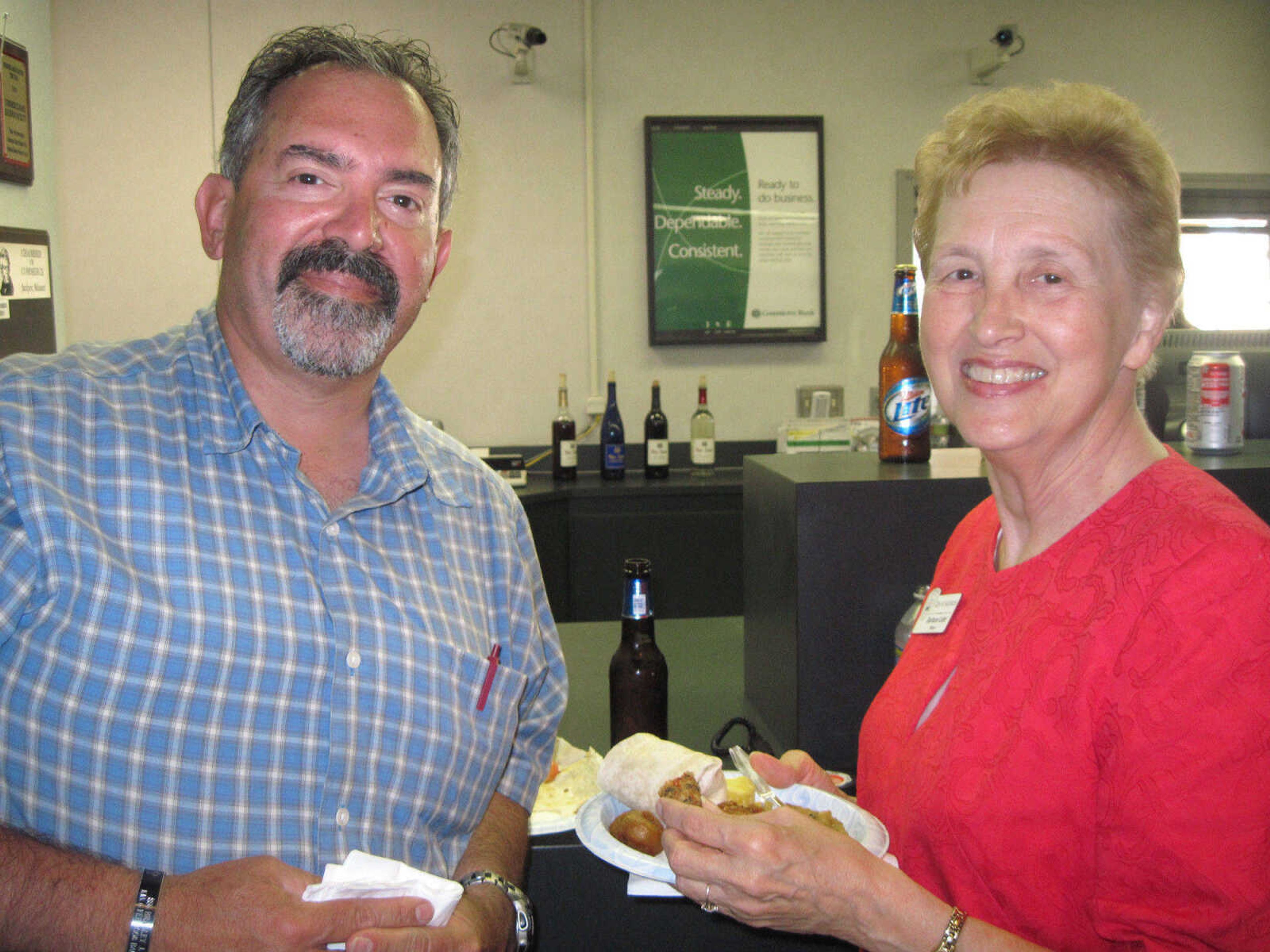 Steve Skelton and Mayor Barbara Lohr