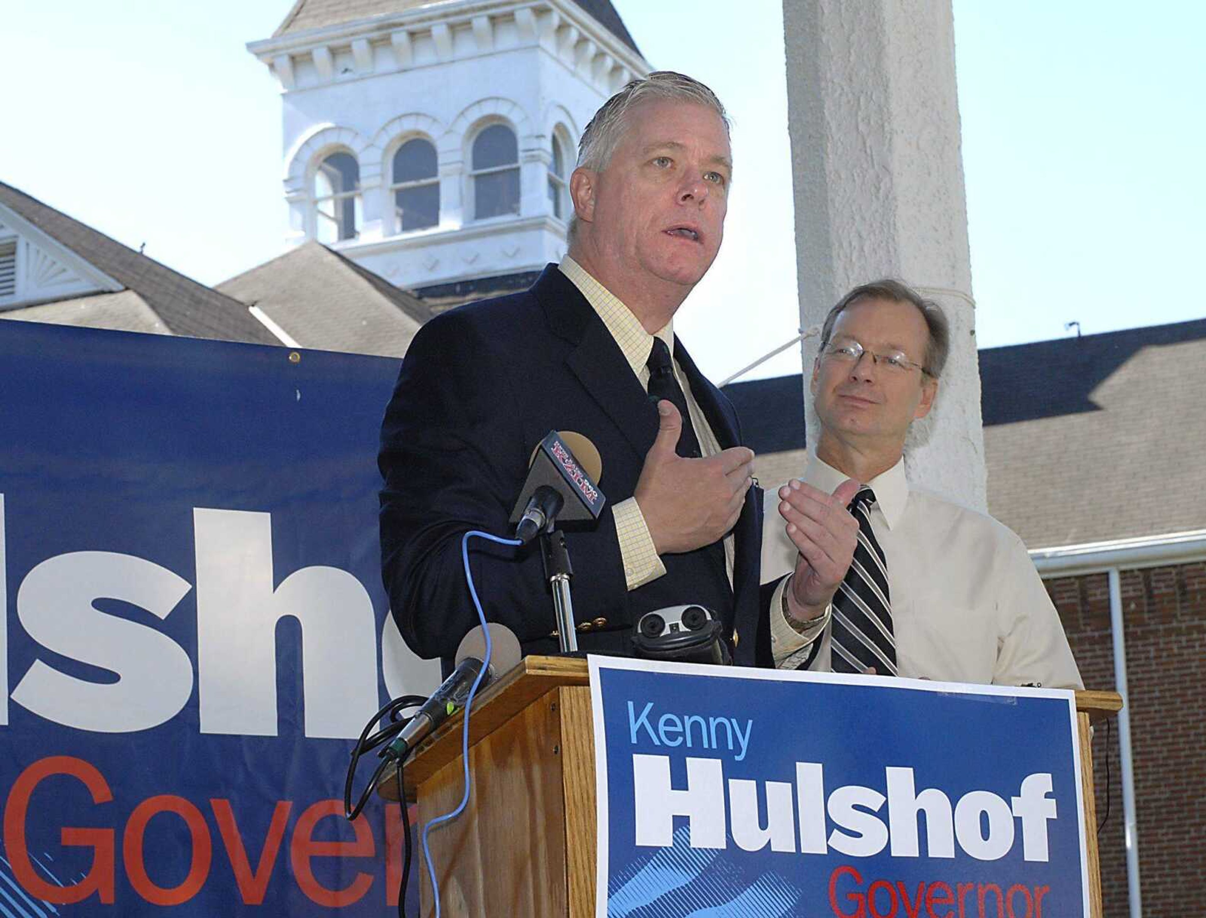 Lt. Gov. Peter Kinder announces his endorsement of Kenny Hulshof for Missouri governor July 14 at Common Pleas Courthouse Park in Cape Girardeau.

FRED LYNCH
 flynch@semissourian.com