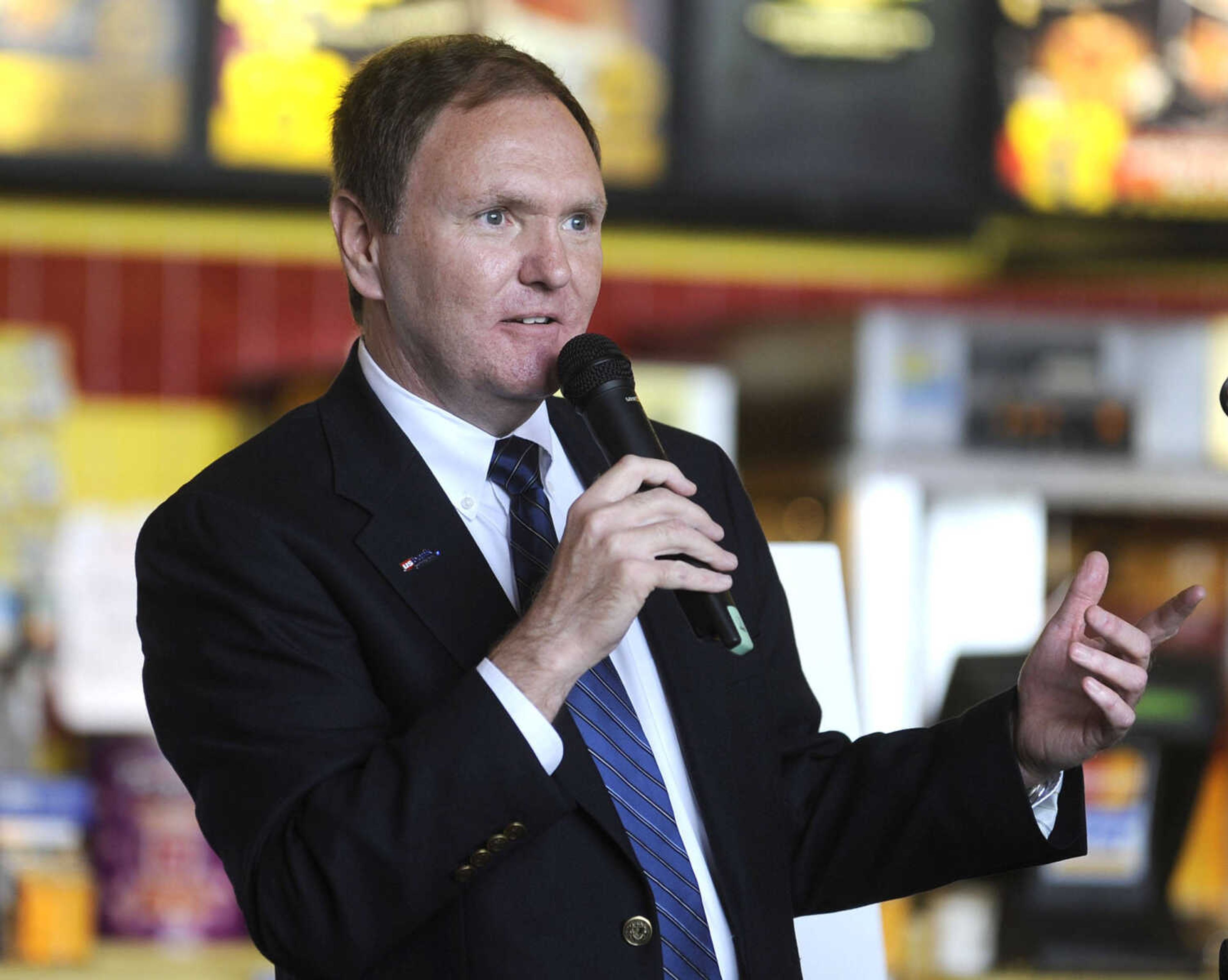 United Way board president Stan Penn speaks at the campaign kickoff.