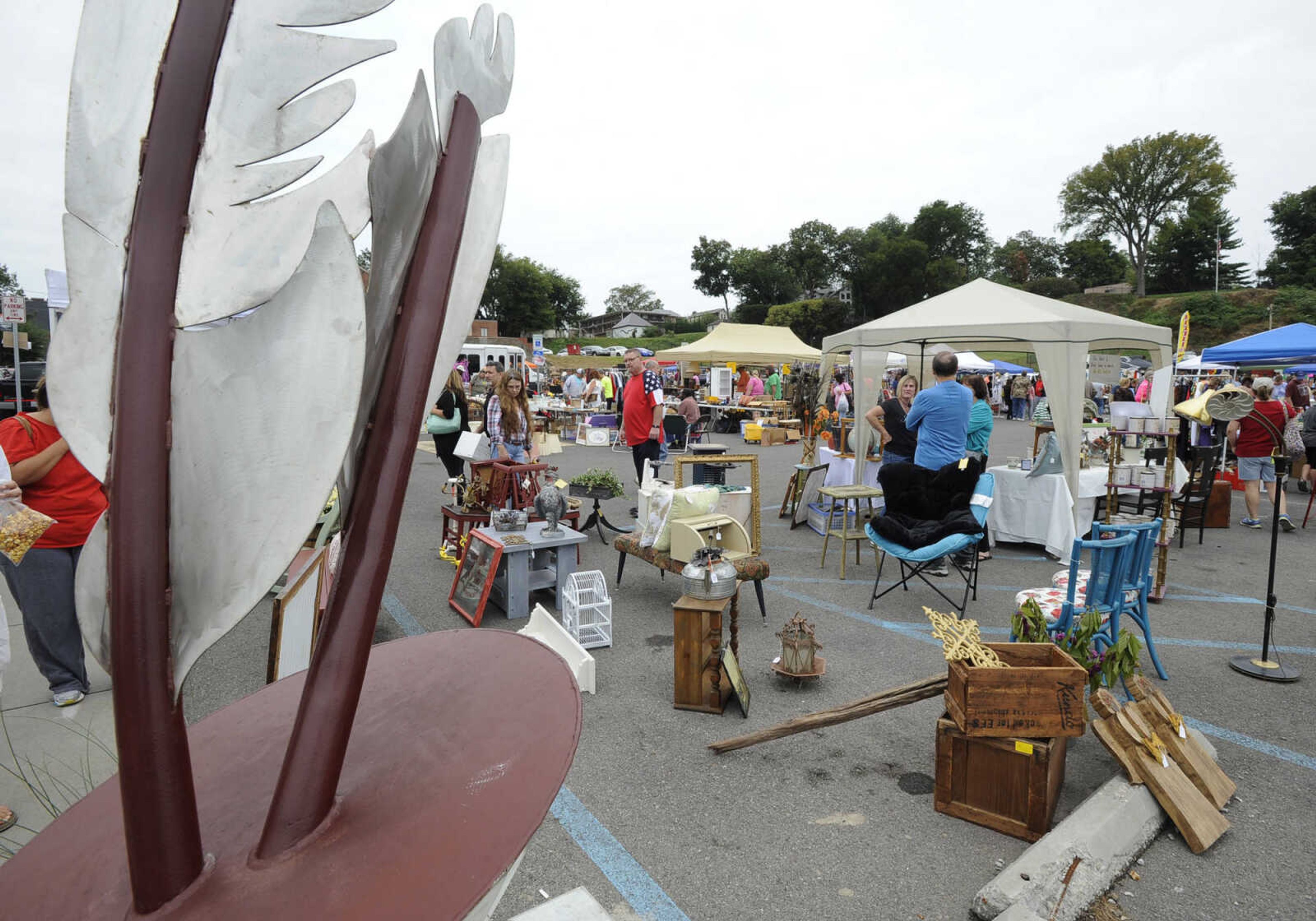 The Tailgate Flea Market Sunday, Oct. 2, 2016 in downtown Cape Girardeau.