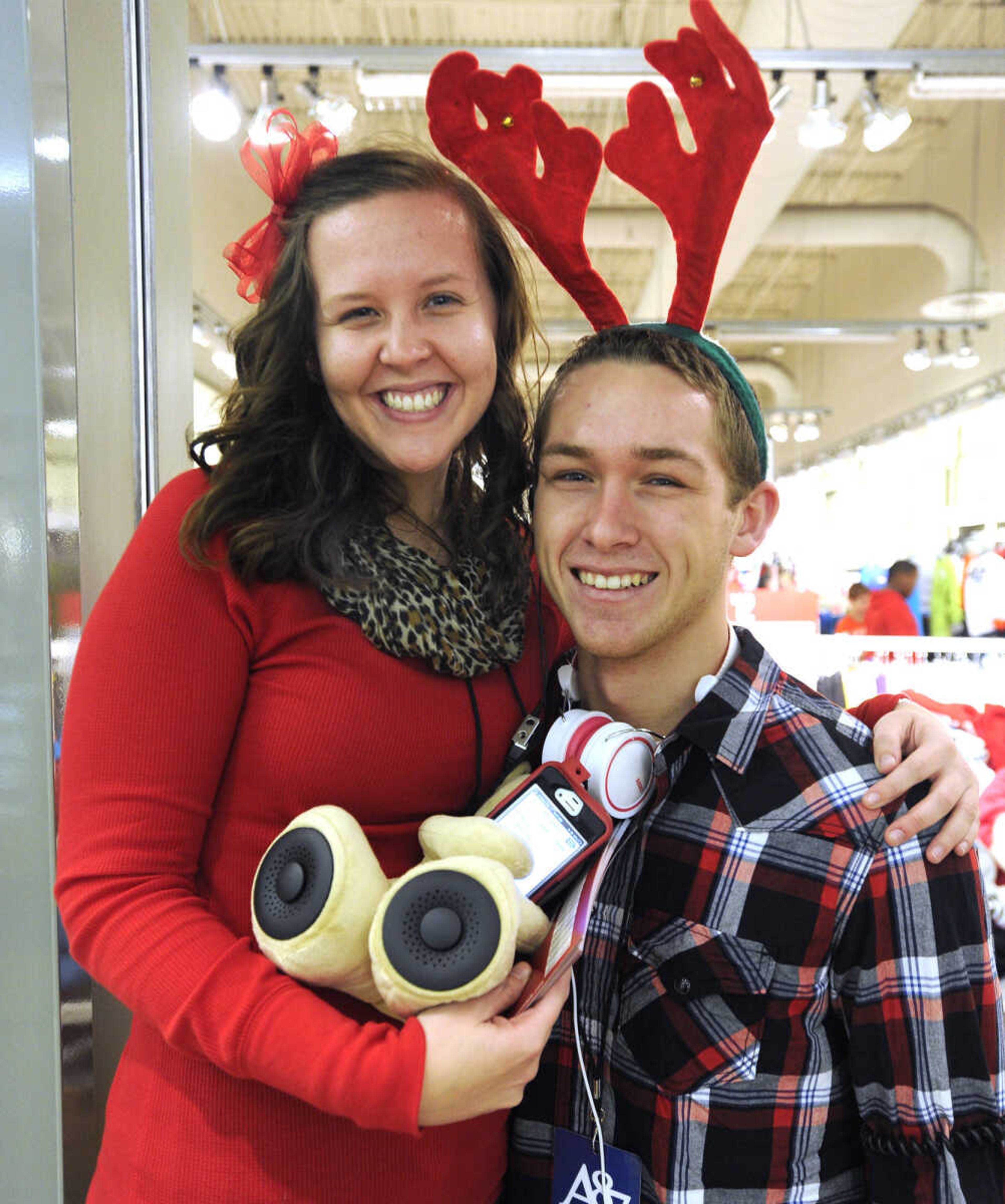 FRED LYNCH ~ flynch@semissourian.com
Sam Draves, left, and Alex Landewee pose at West Park Mall on Friday, Nov. 23, 2012 in Cape Girardeau.