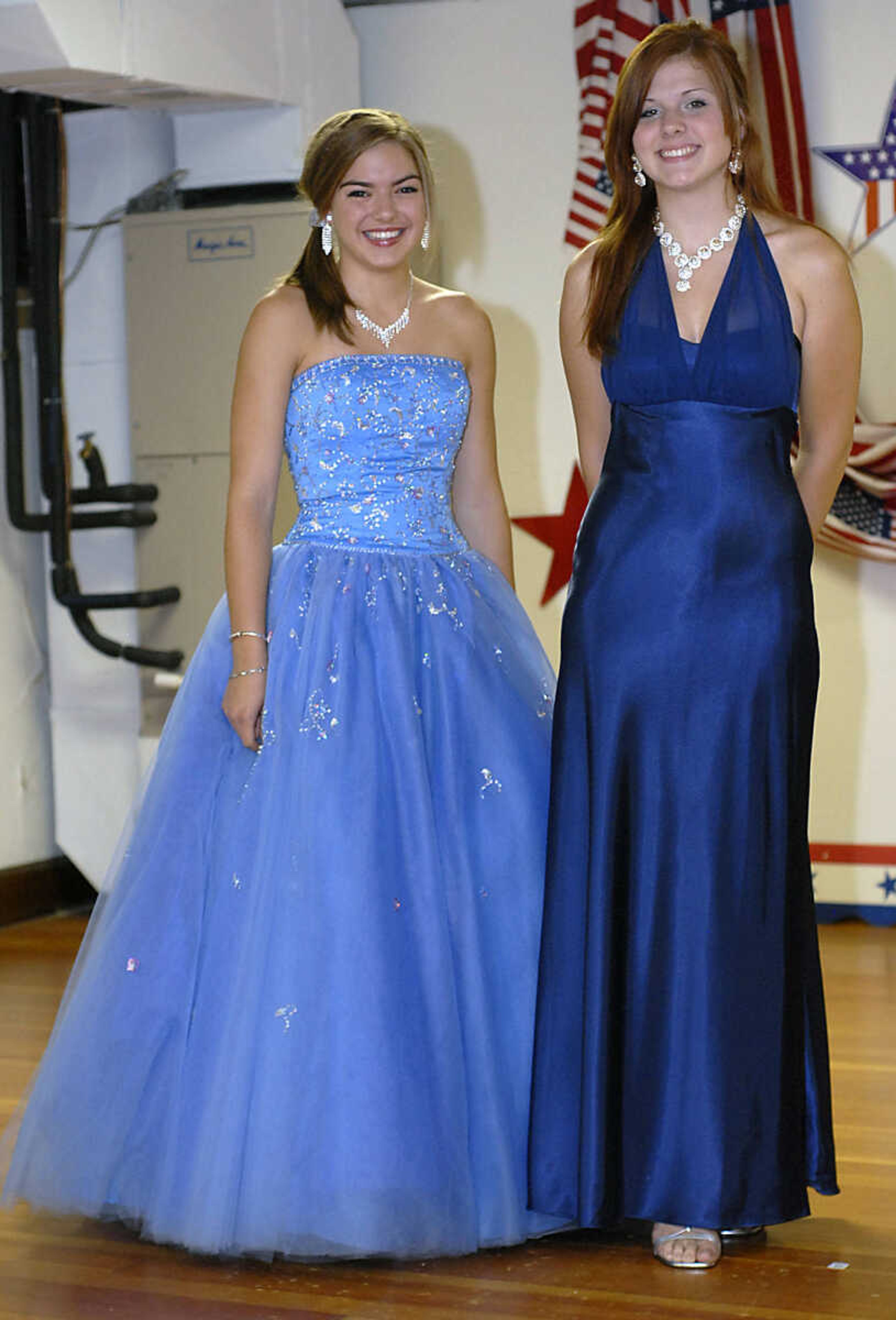 KIT DOYLE ~ kdoyle@semissourian.com
Contestants Jessie Ritter, left, and Tabitha Pittman in the 2009 Jackson Miss Homecomers Queen Pageant.