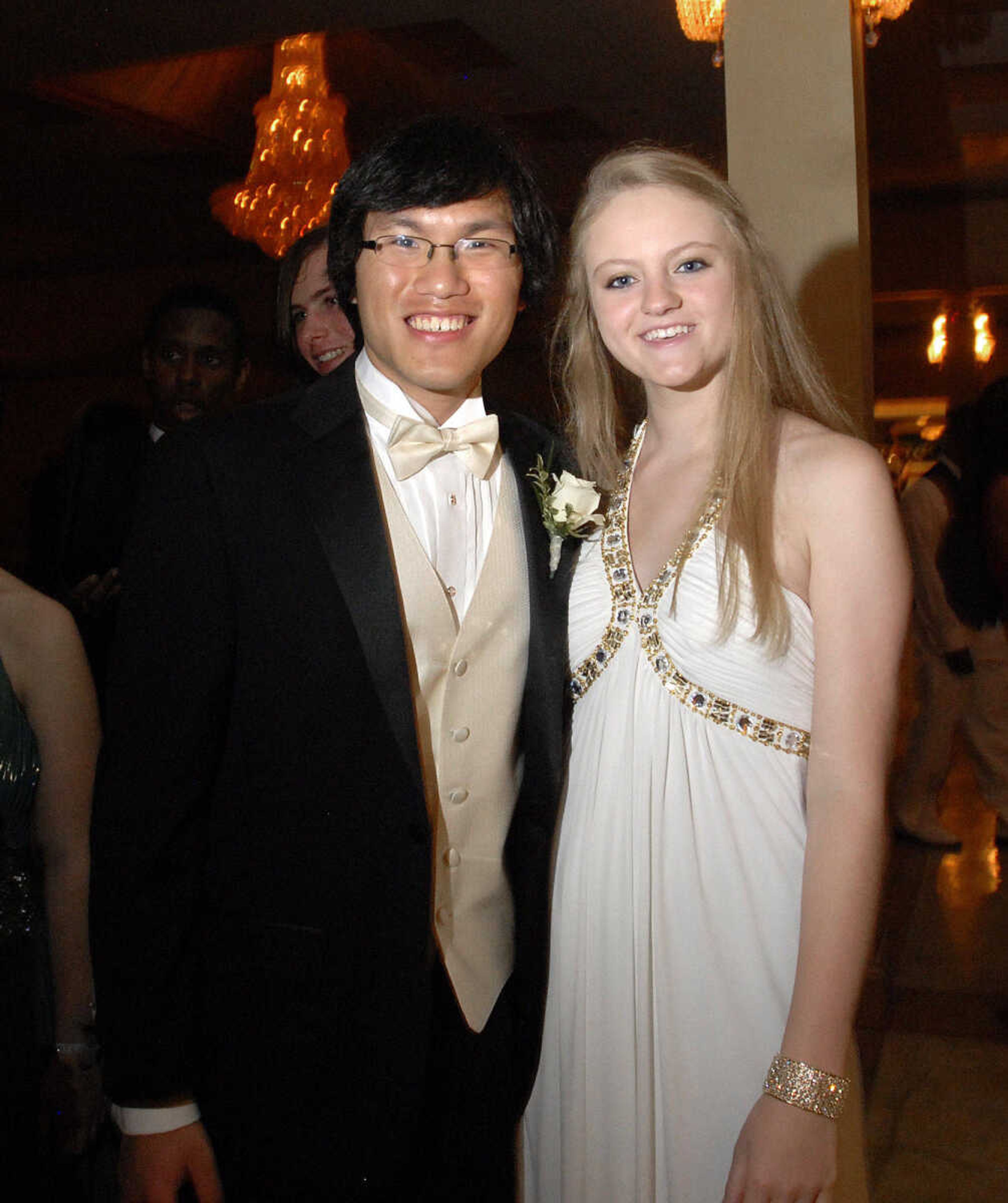 LAURA SIMON~lsimon@semissourian.com
Cape Central High School "Arabian Nights" Prom May 1, 2010.