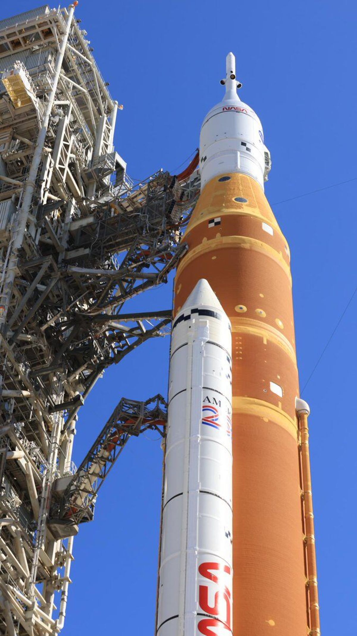NASA moon rocket hit by new problem expected to bump astrona...