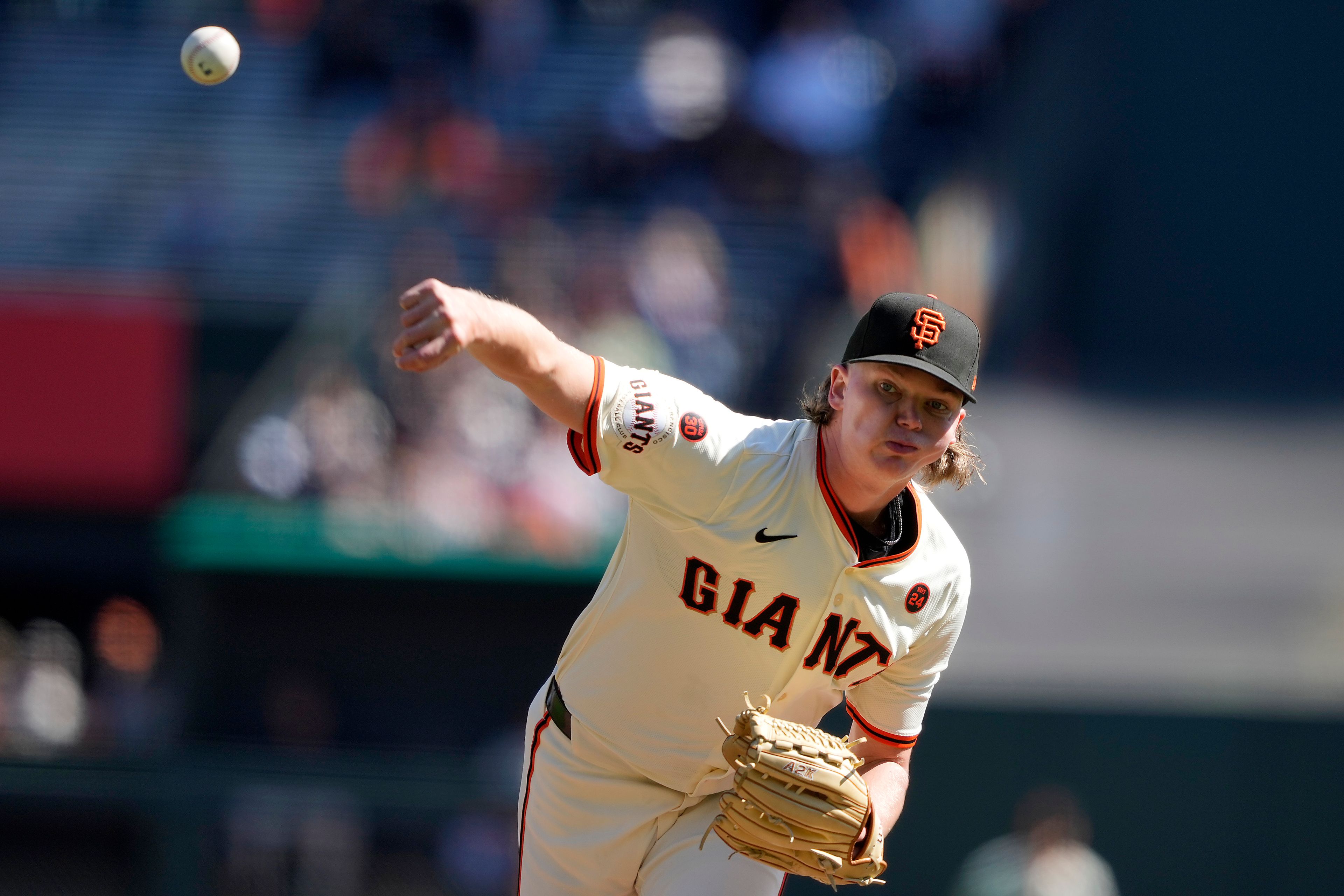 San Francisco Giants pitcher Hayden Birdsong throws against the St. Louis Cardinals during the first inning of a baseball game Sunday, Sept. 29, 2024, in San Francisco. (AP Photo/Tony Avelar)