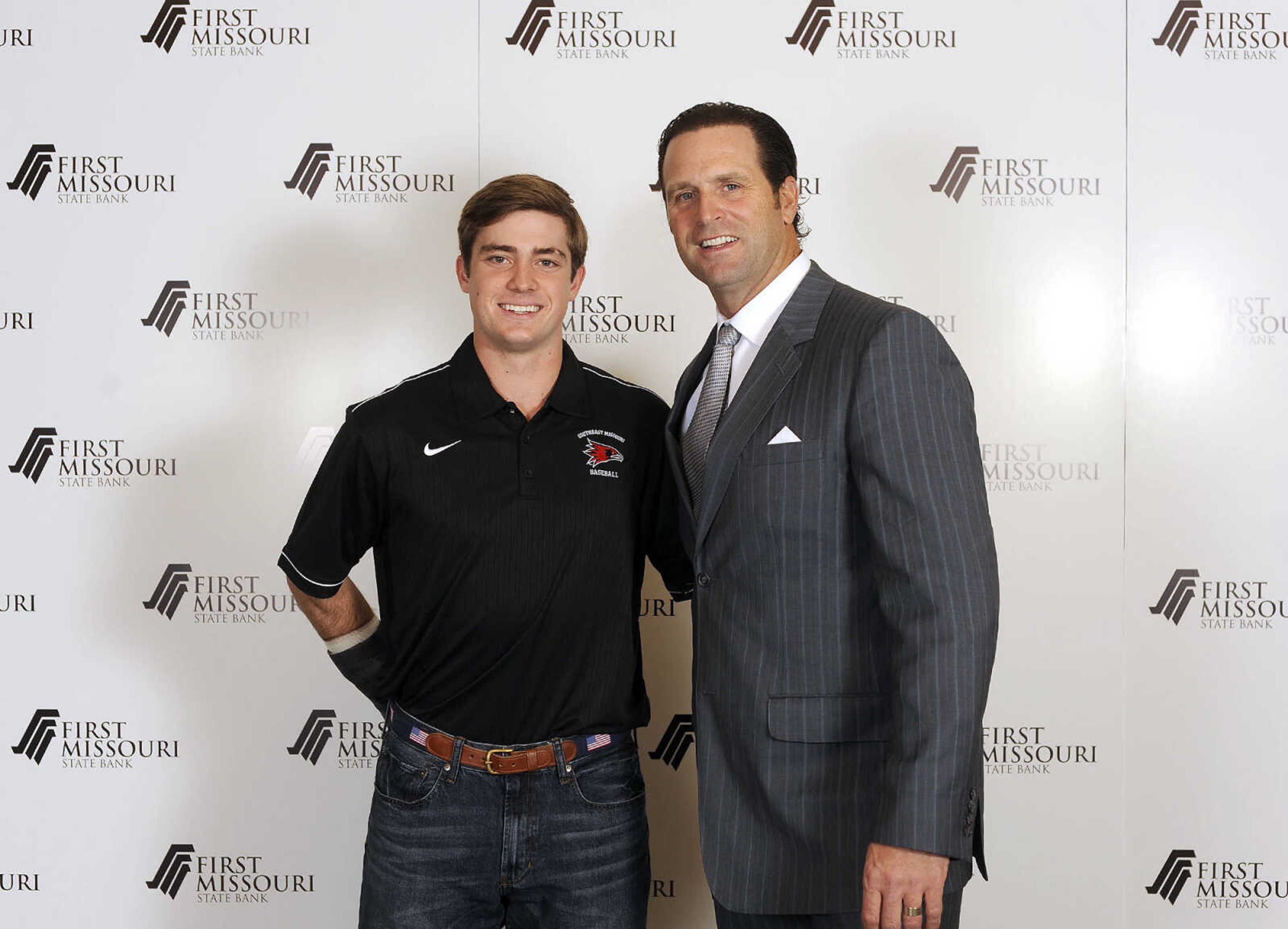 LAURA SIMON ~ lsimon@semissourian.com

Mike Matheny, manager of the St. Louis Cardinals, poses with fans during a VIP reception, Wednesday, Dec. 2, 2015, at Southeast Missouri State University's River Campus. "The State of Cardinals Nation" was presented by First Missouri State Bank.