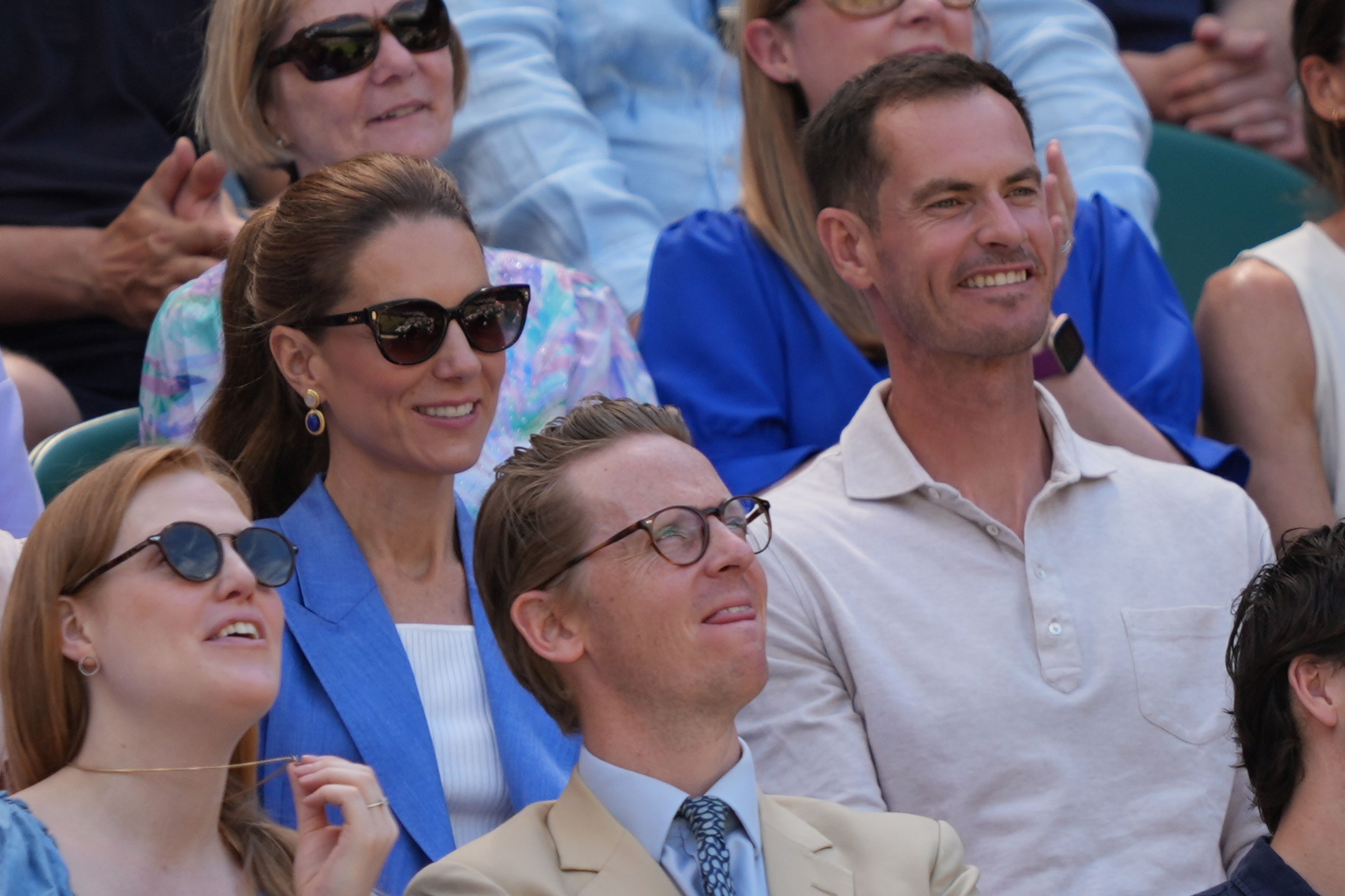 Princess Kate greets fans at Wimbledon and sits next to Andy...