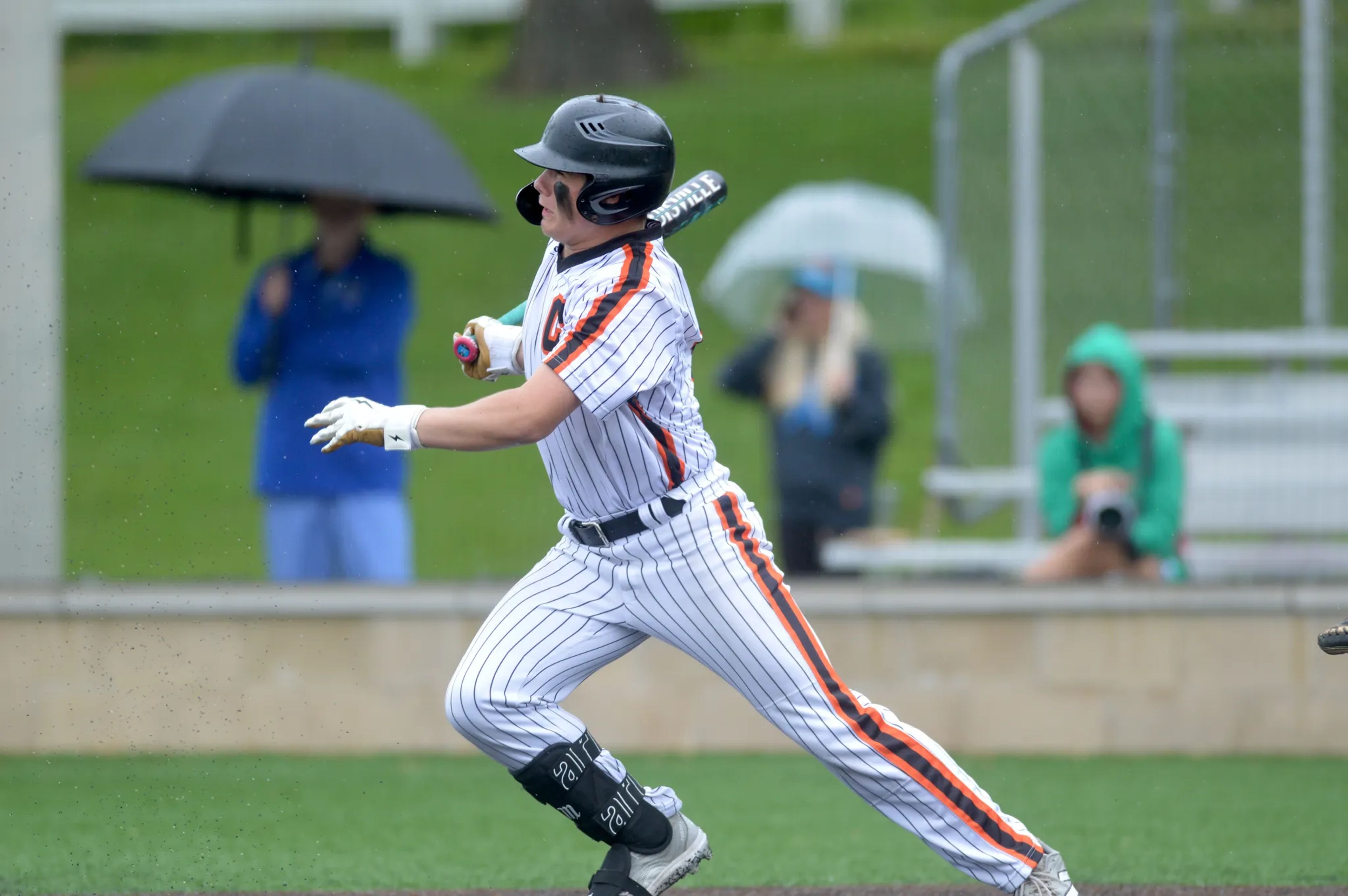 Missourian Diamond Roundup, May 5: Oak Ridge dominant in Monday matchups