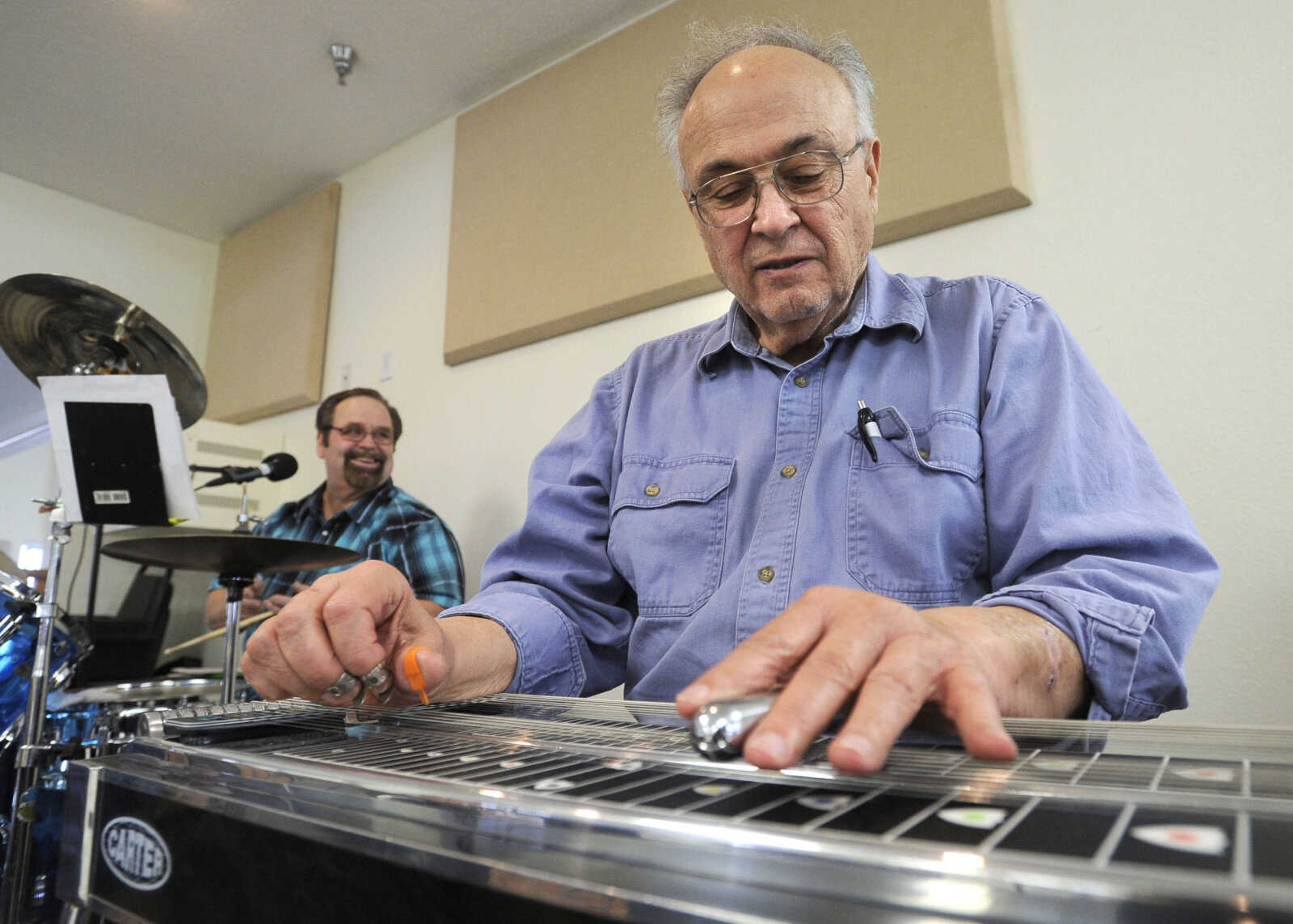 FRED LYNCH ~ flynch@semissourian.com
Lee Brothers plays steel guitar with Diggin' Country on Wednesday, Jan. 24, 2018 at the Jackson Senior Center in Jackson.