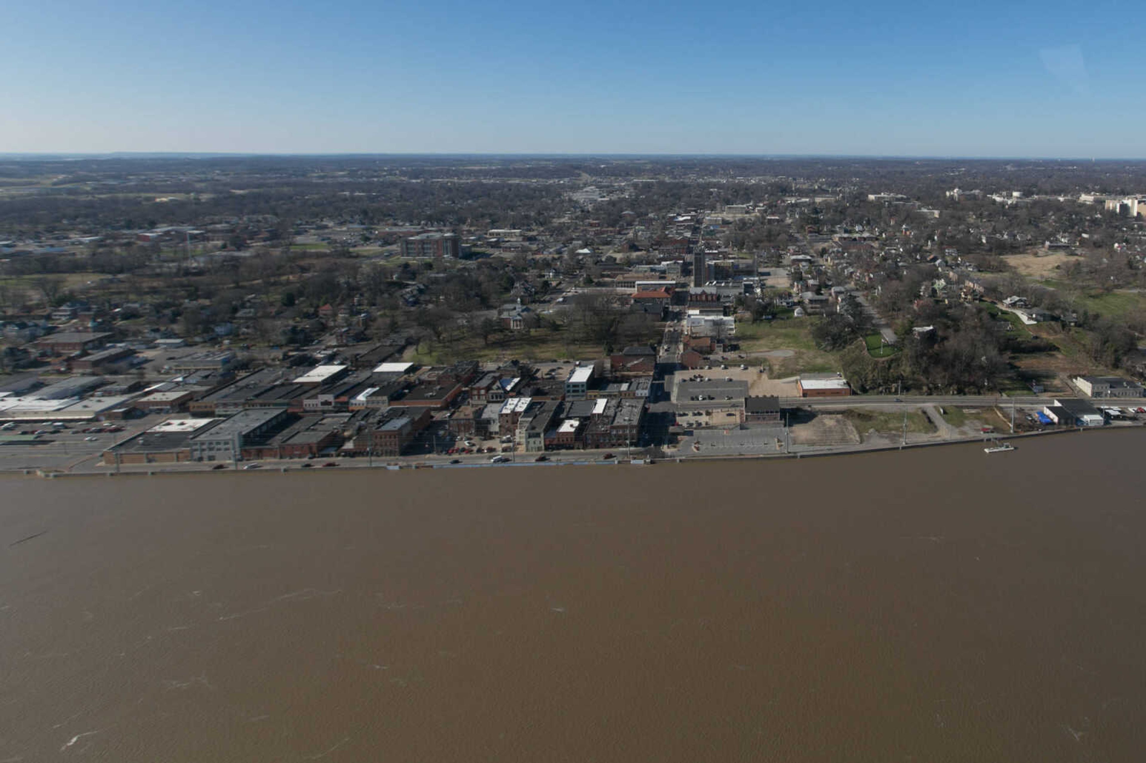 GLENN LANDBERG ~ glandberg@semissourian.com

Downtown Cape Girardeau is seen behind the flood wall, Saturday, Jan. 2, 2016.