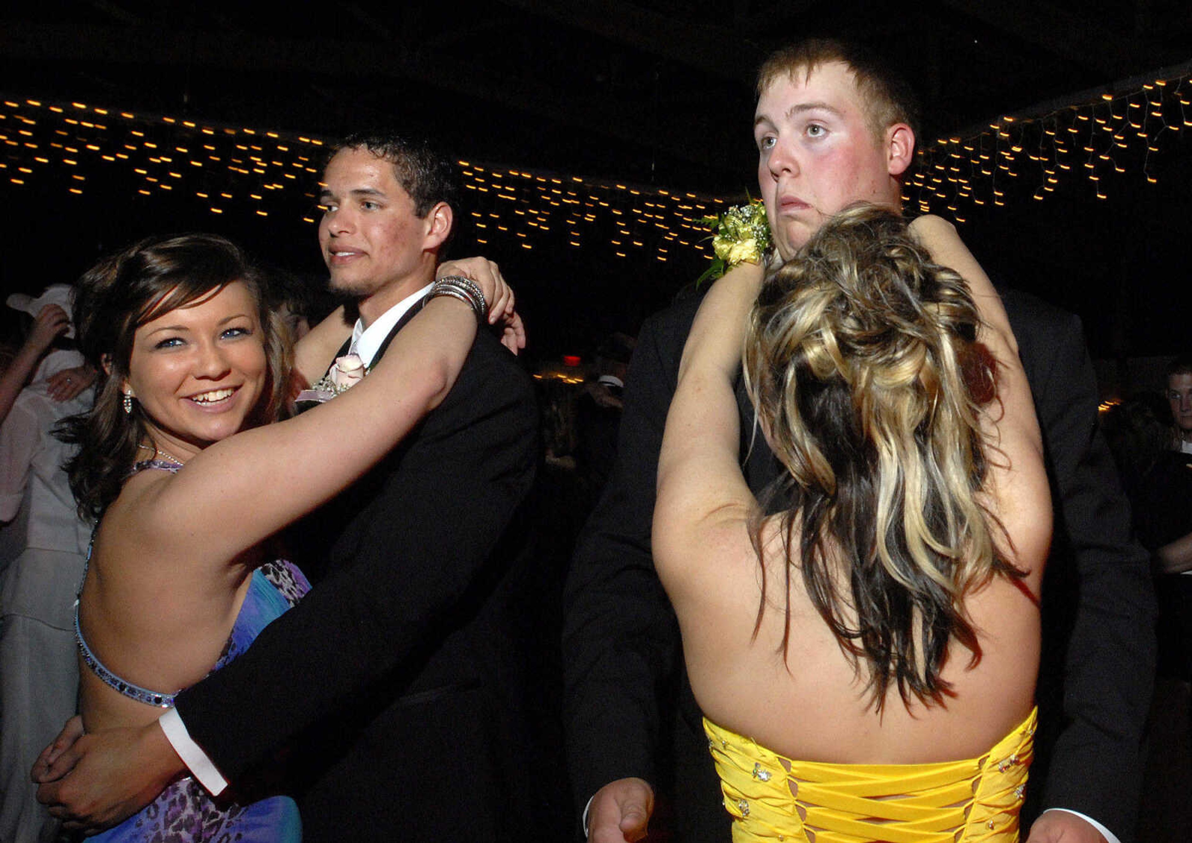 LAURA SIMON~lsimon@semissourian.com
Meadow Heights' prom "A Night to Remember" was held Saturday, April 30, 2011 at Deerfield Lodge.