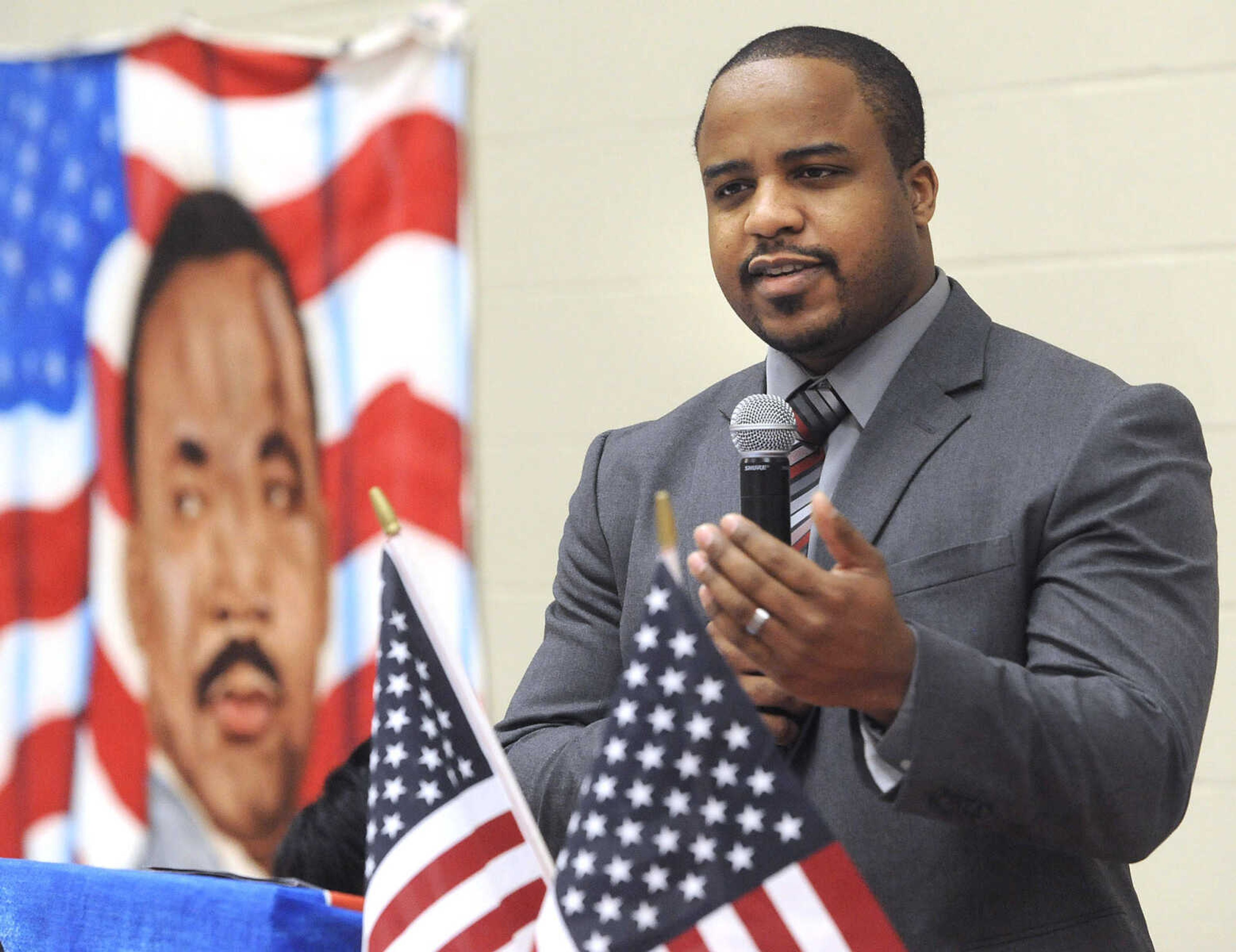 FRED LYNCH ~ flynch@semissourian.com
Minister Ramon Stacy of Pulaski, Ill. presents the keynote address at the Dr. Martin Luther King Jr. Humanitarian Luncheon Monday, Jan. 19, 2015 at the Salvation Army in Cape Girardeau.