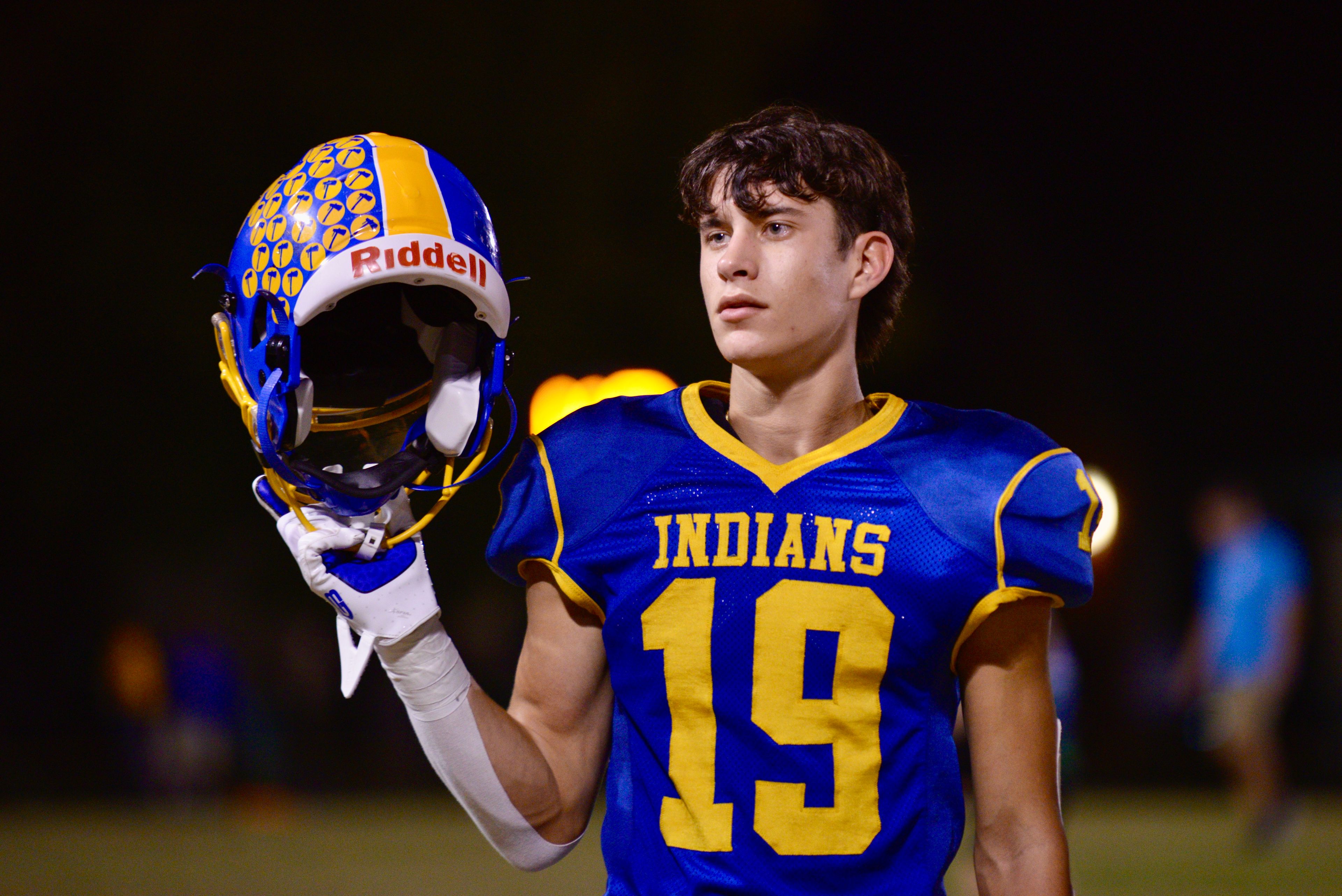 St. Vincent’s Kale Meyer salutes the fans after a game against Cuba on Friday, Oct. 11, in Perryville. 