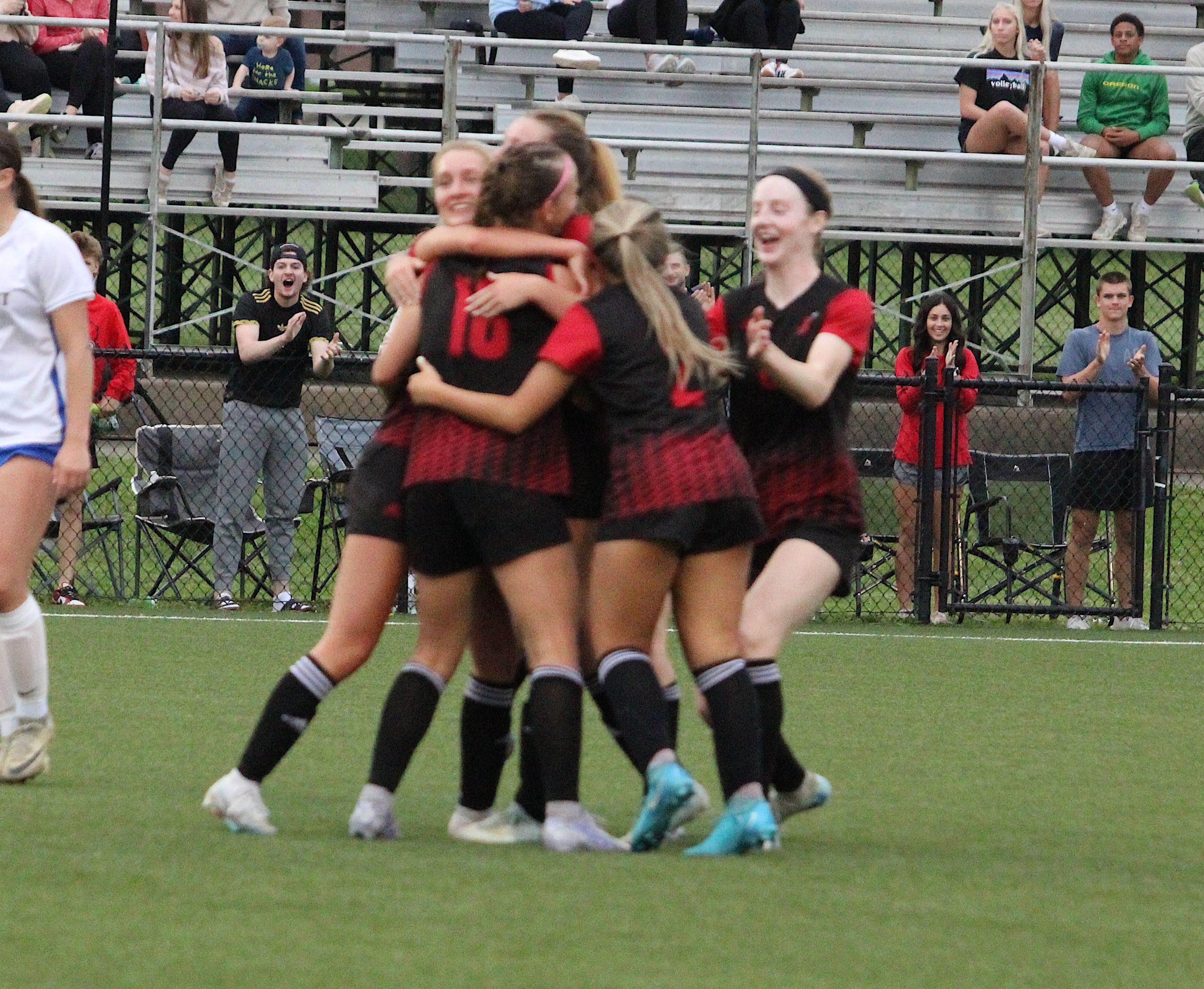 Rachel Berger’s late goal lifts Jackson over St. Vincent in defensive howdown