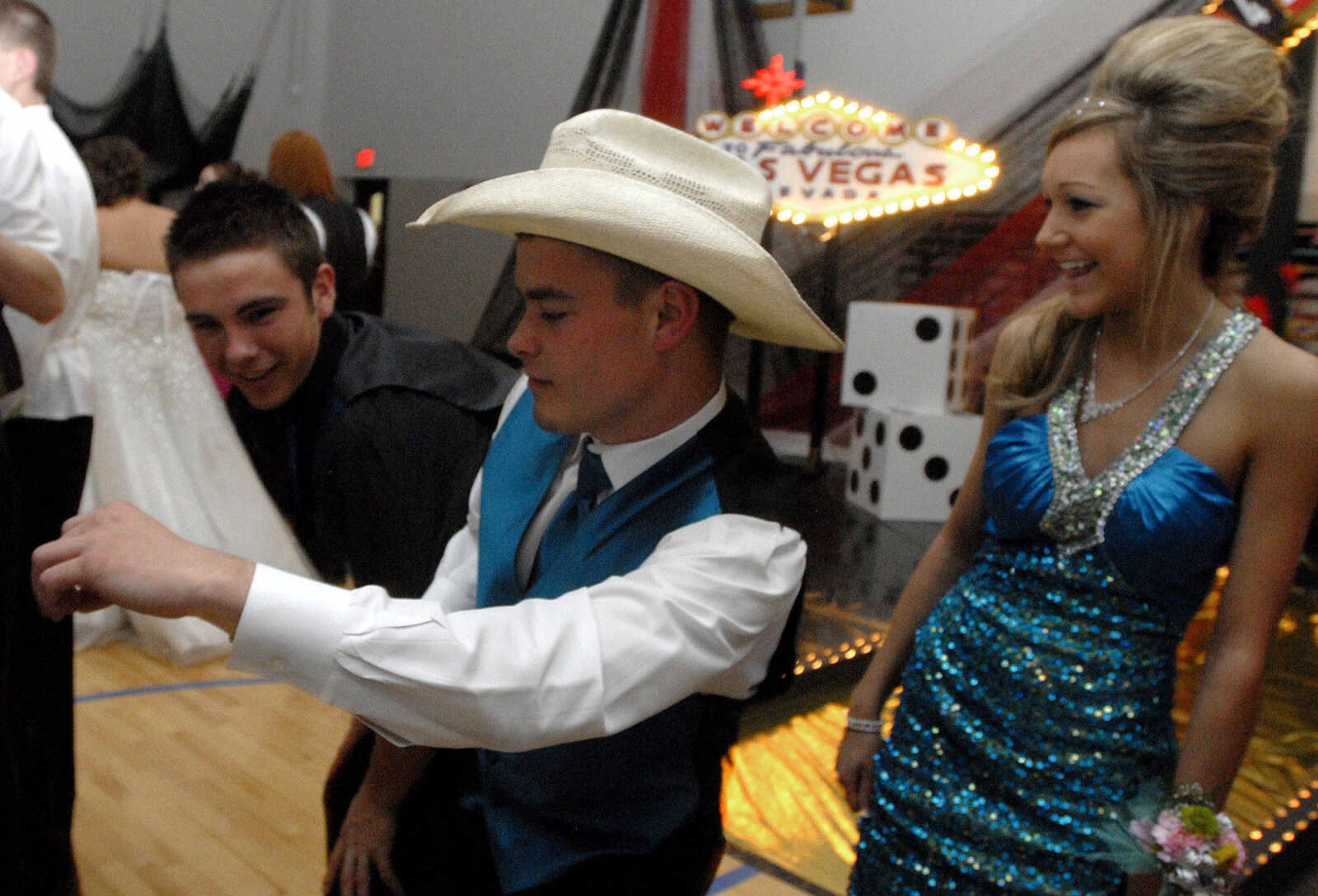 LAURA SIMON~lsimon@semissourian.com
Oran High School "Casino Night" prom Saturday, April 2, 2011 in Oran.