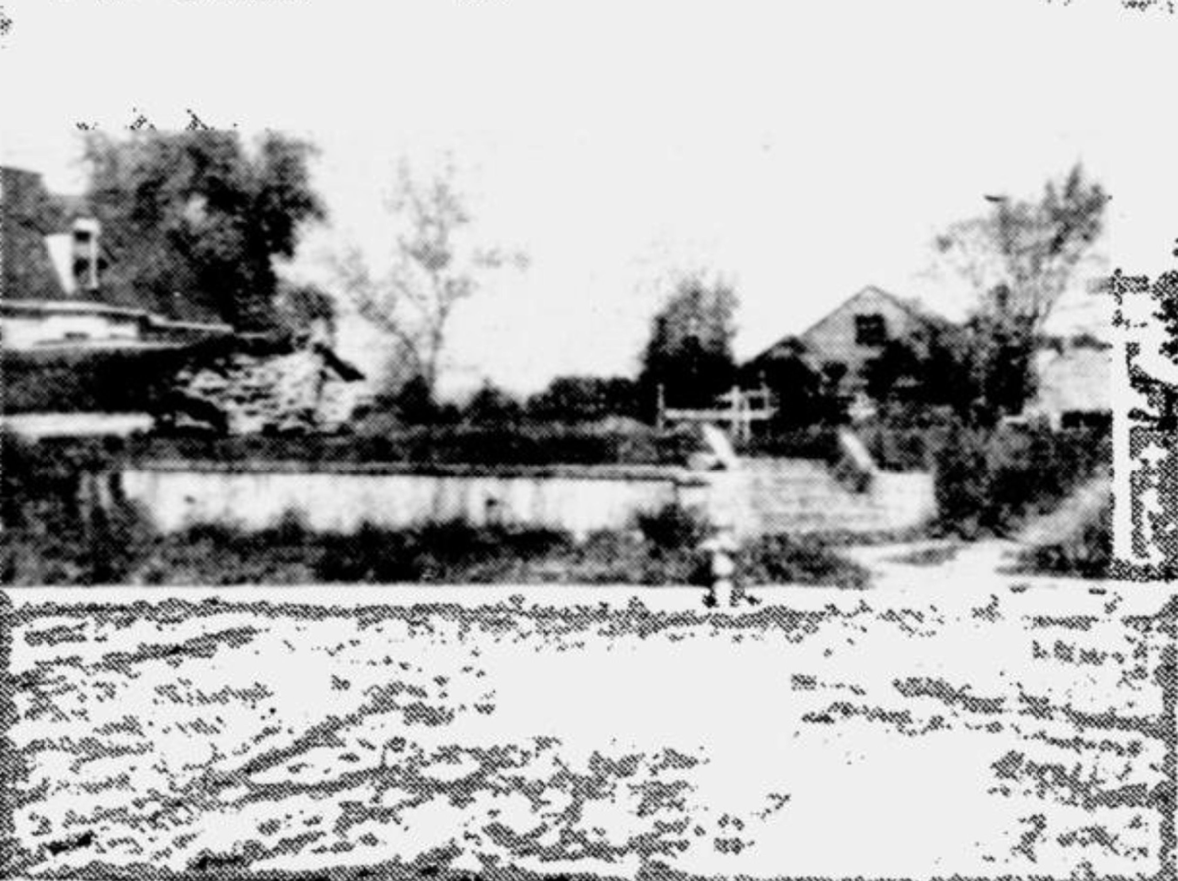 This site at Bellevue and Lorimier streets, soon to be occupied by a modern apartment building, is one of the historic locations in the city. Here was erected the town’s first brick house in 1811.