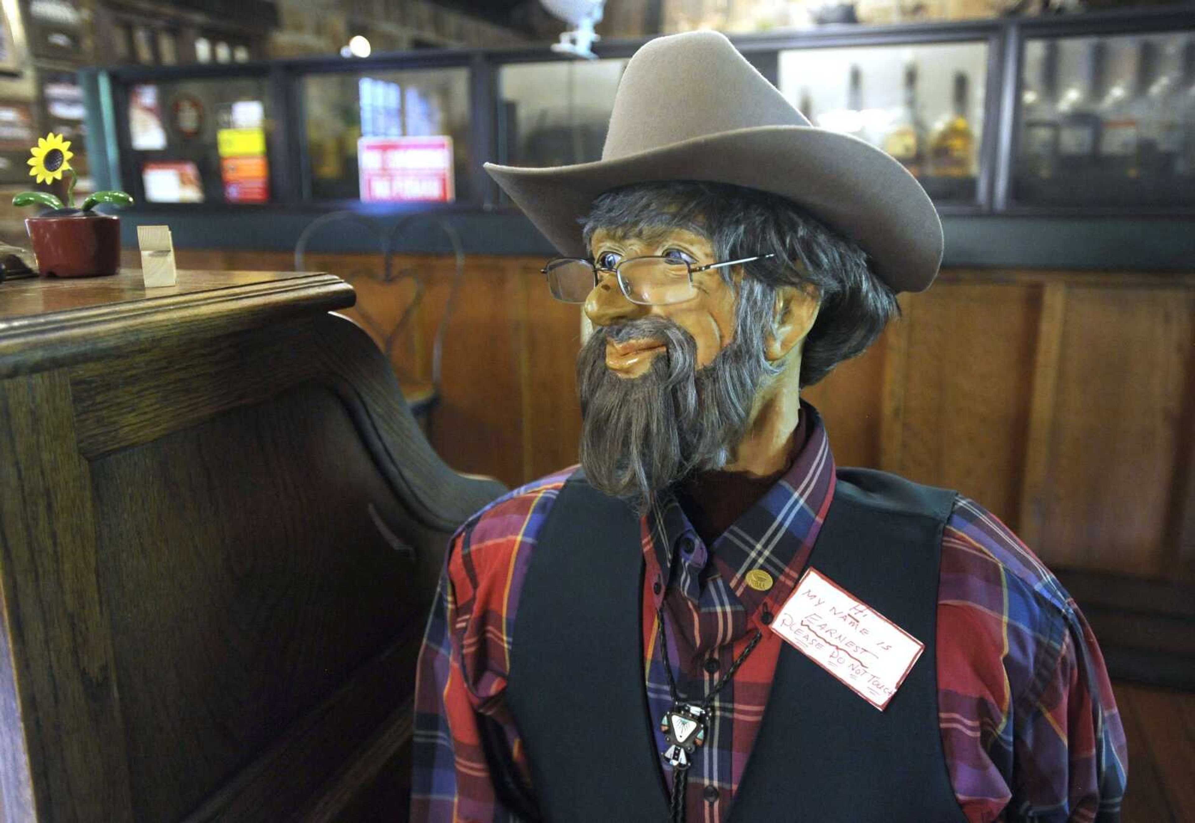 Earnest greets visitors to Giant City Lodge in Makanda, Illinois.