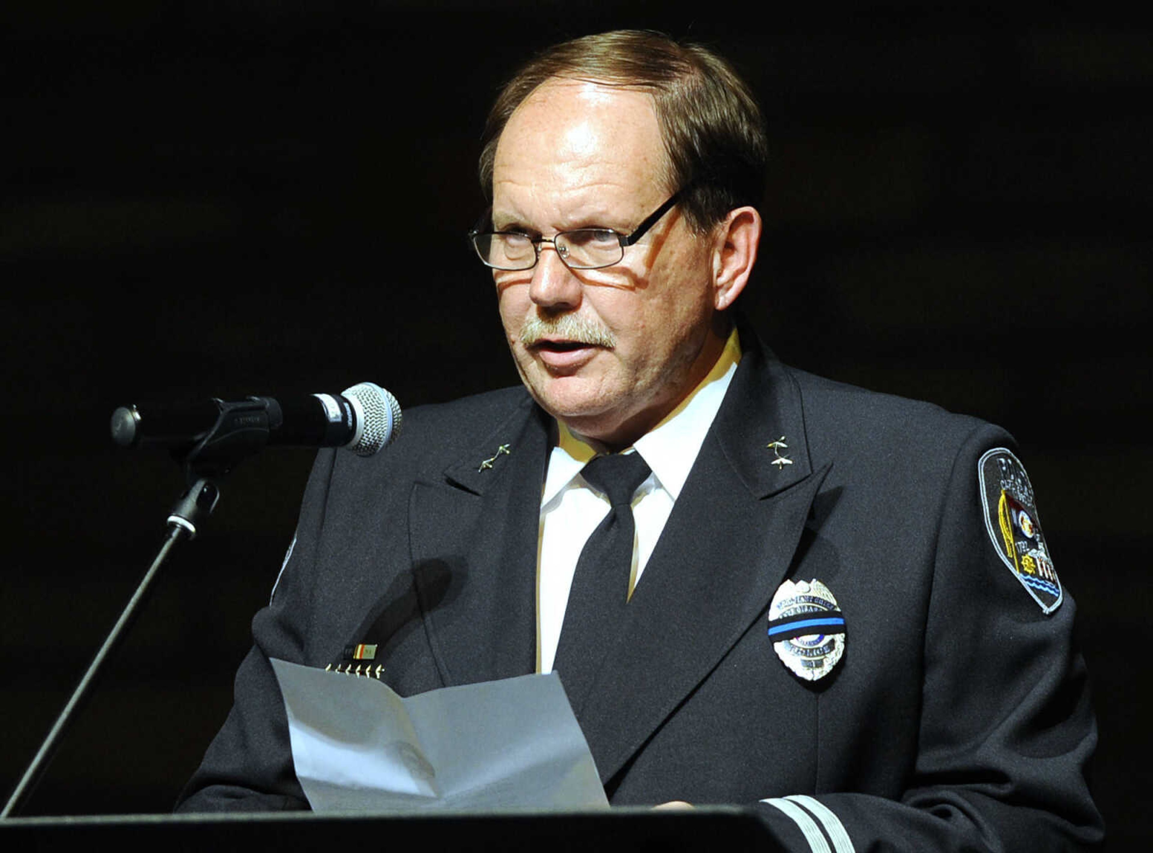 FRED LYNCH ~ flynch@semissourian.com
Cape Girardeau Police Department assistant chief Jack Wimp welcomes people Thursday, May 25, 2017 to the 2017 Law Enforcement Memorial Ceremony at Cape Bible Chapel in Cape Girardeau.