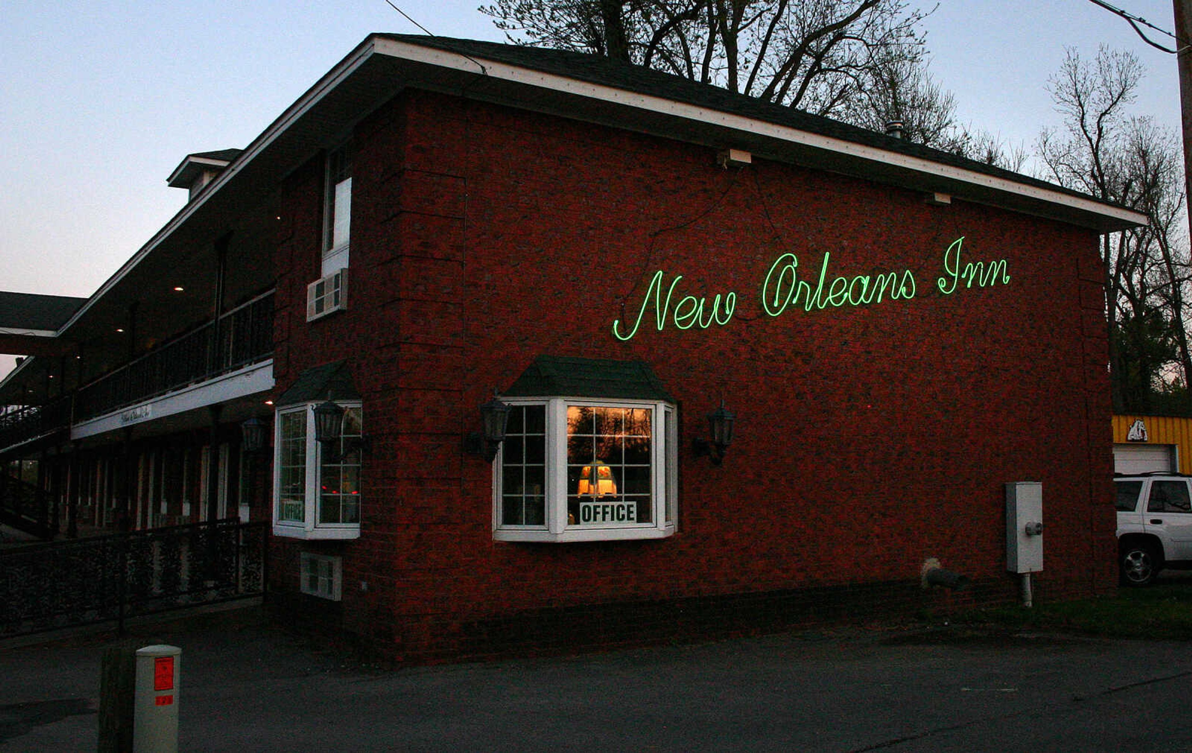 EMILY PRIDDY
The New Orleans Inn in Portageville, Mo., advertises itself with graceful neon script letters.