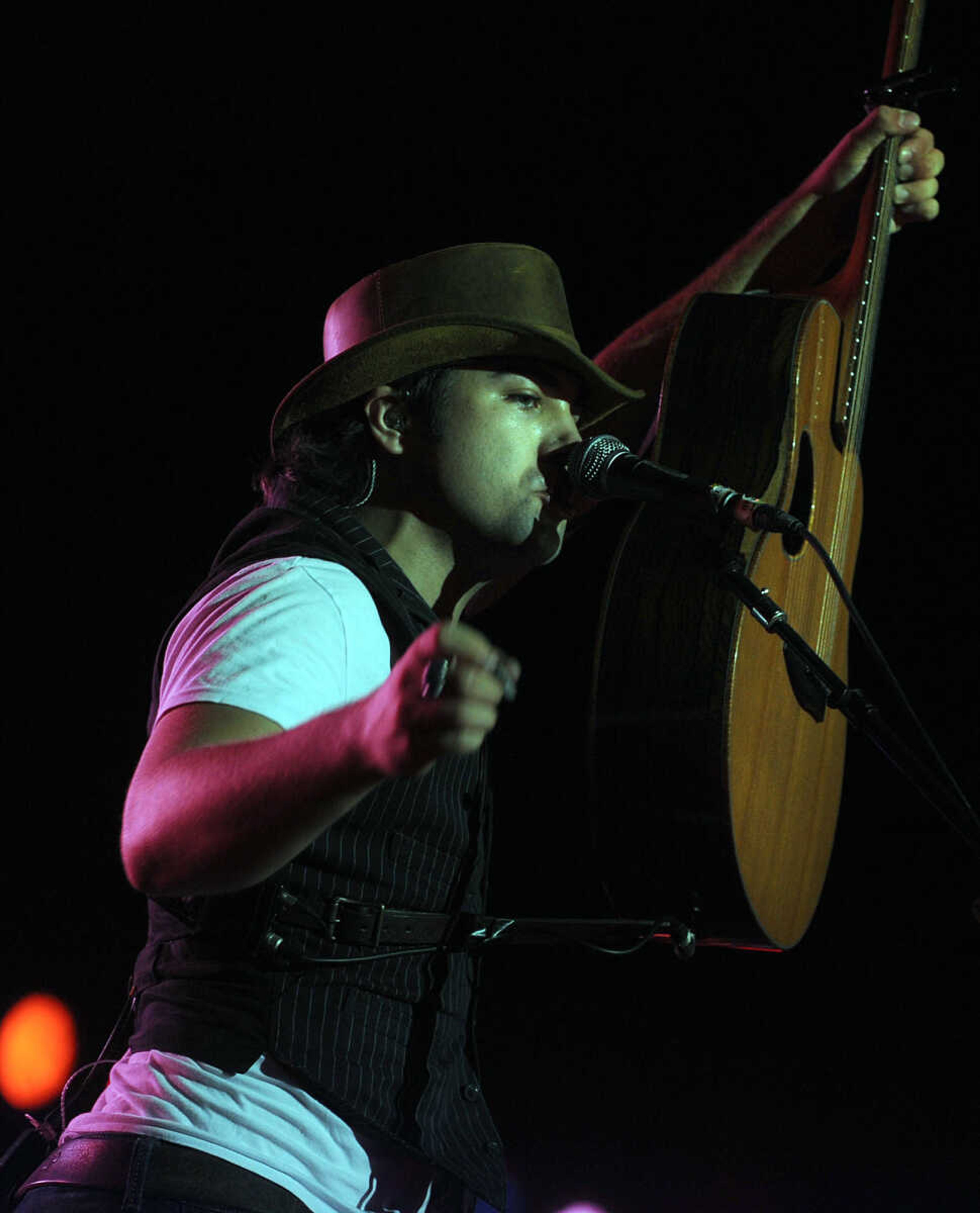 LAURA SIMON ~ lsimon@semissourian.com
The Band Perry closes out the Sikeston Bootheel Rodeo Wednesday night, Aug. 8, 2012.